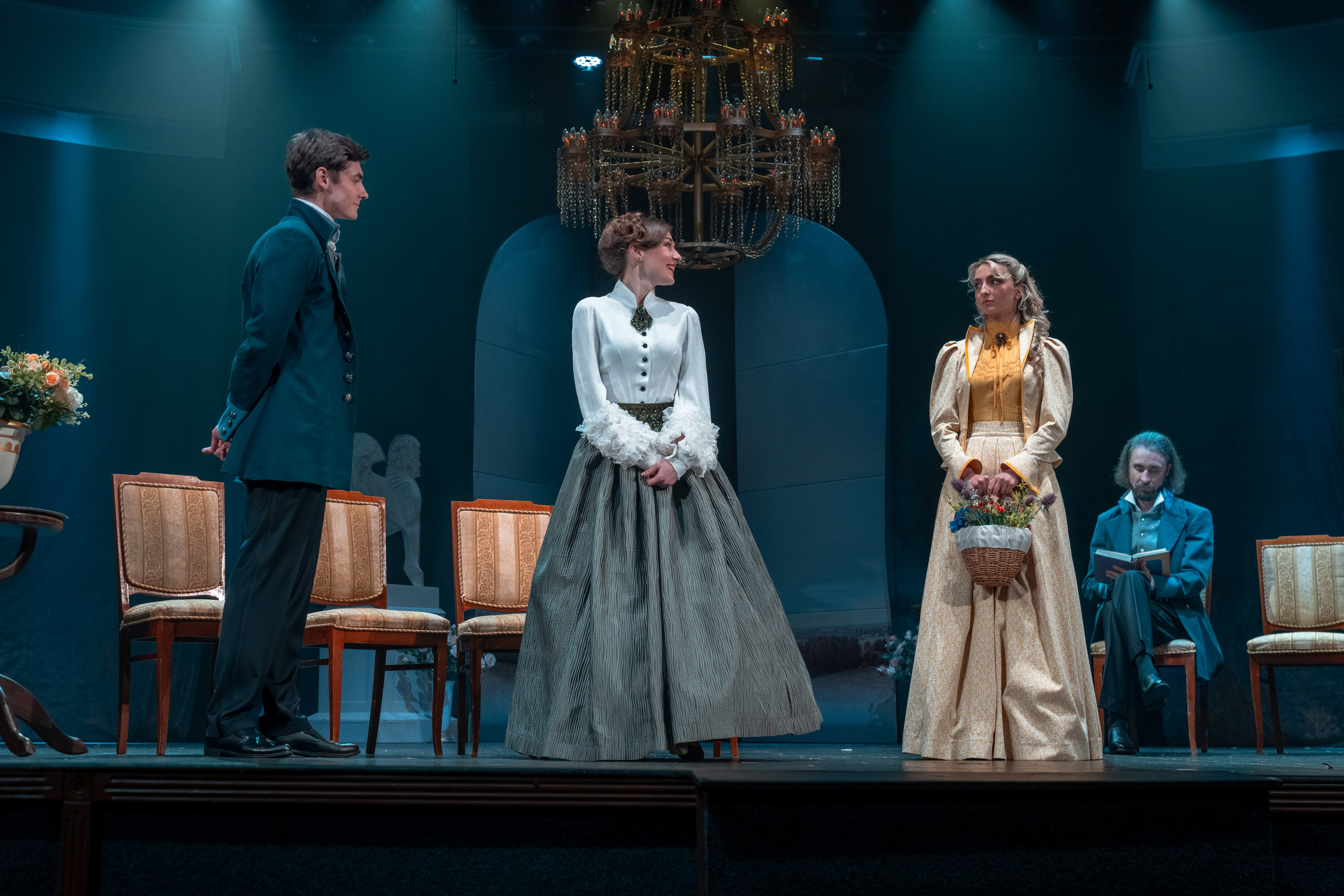 Театр Роста: Отцы и Дети. Сайт фотографа Сергея Абрамова