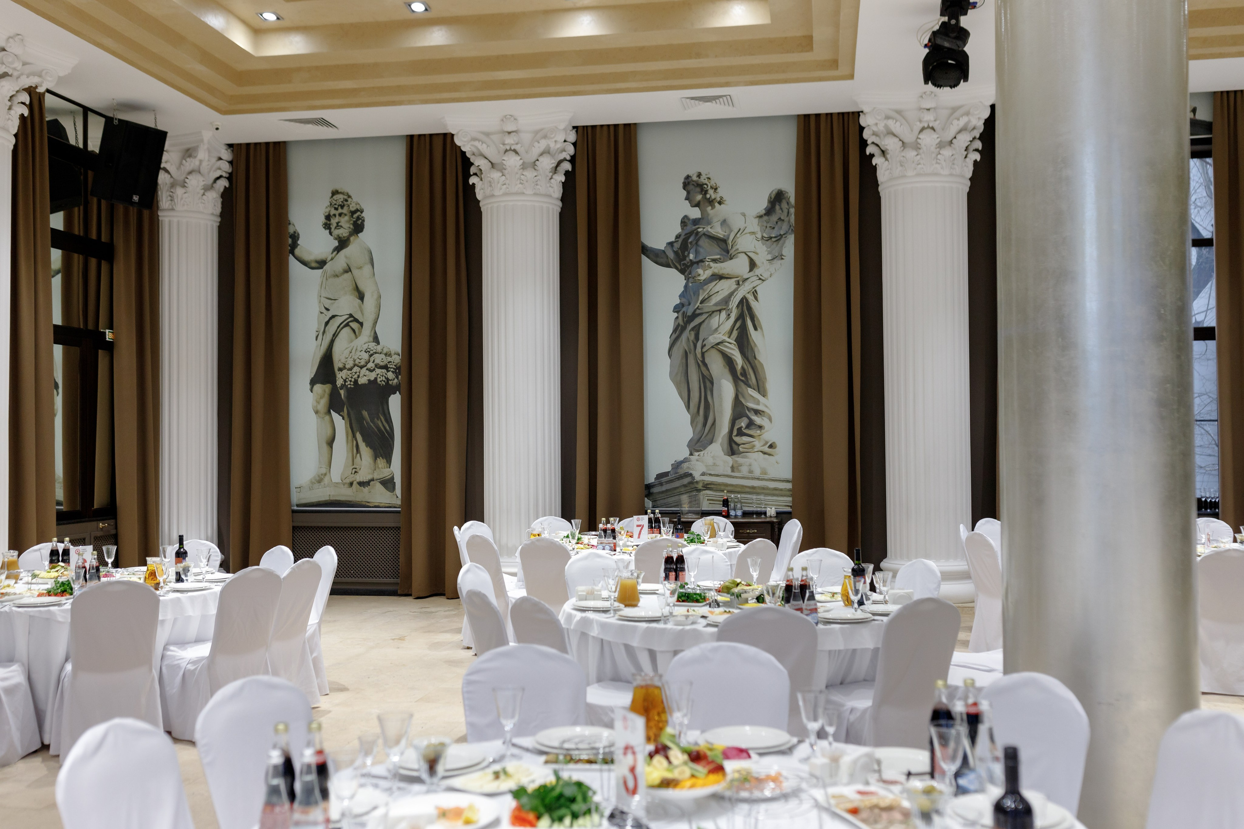 Репортажная фотосъёмка — корпоратив Tele2 2024