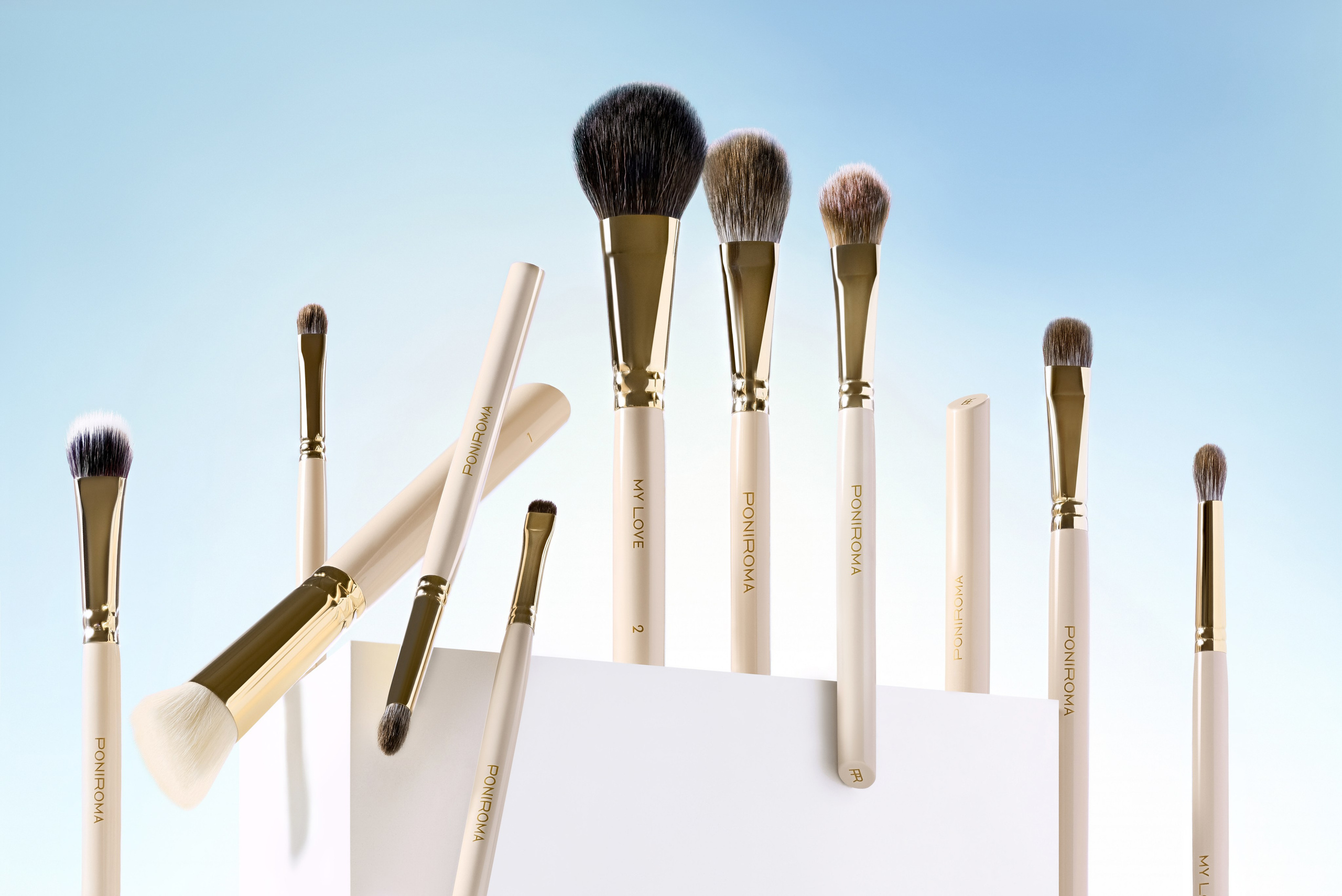 Бьюти (косметика, уход, аксессуары). Предметная фотография