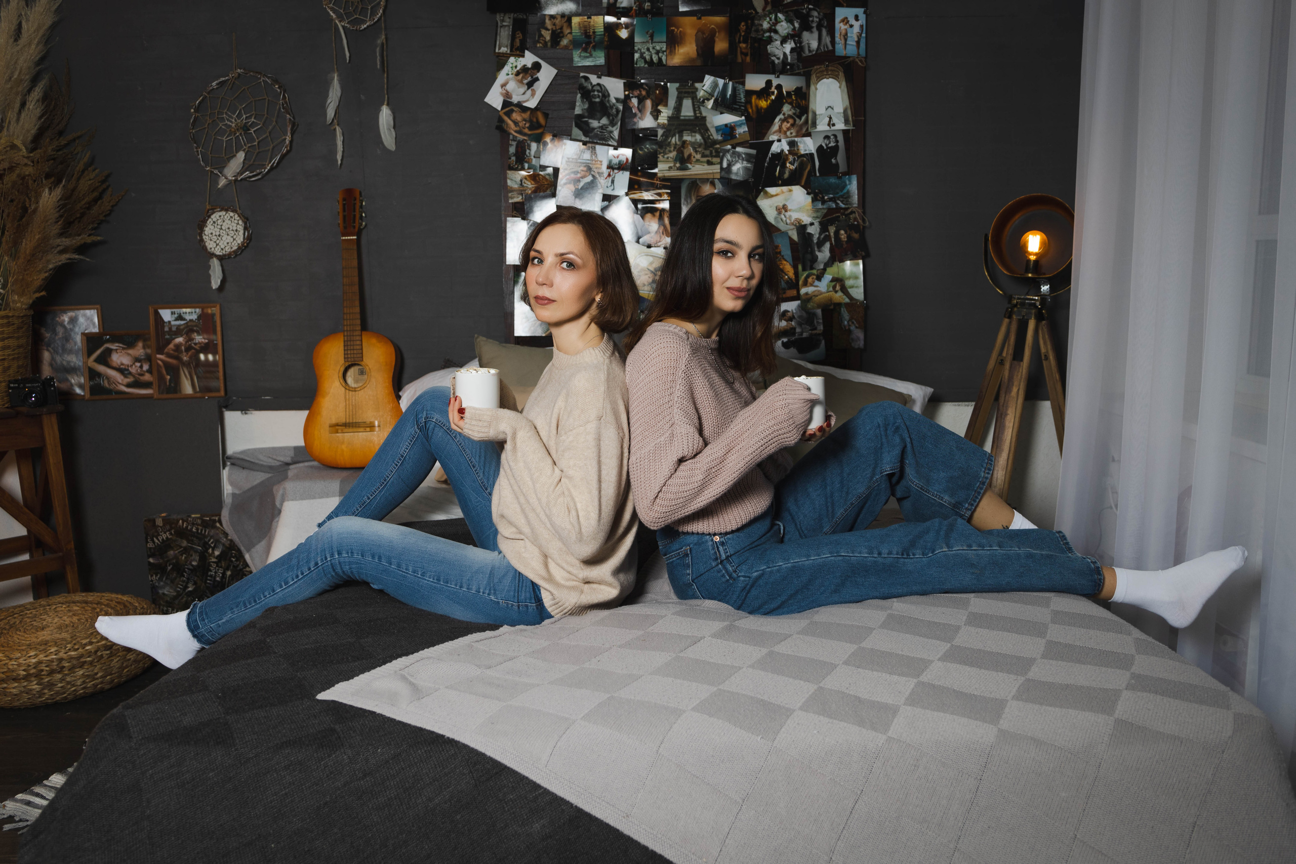 Анна с мамой