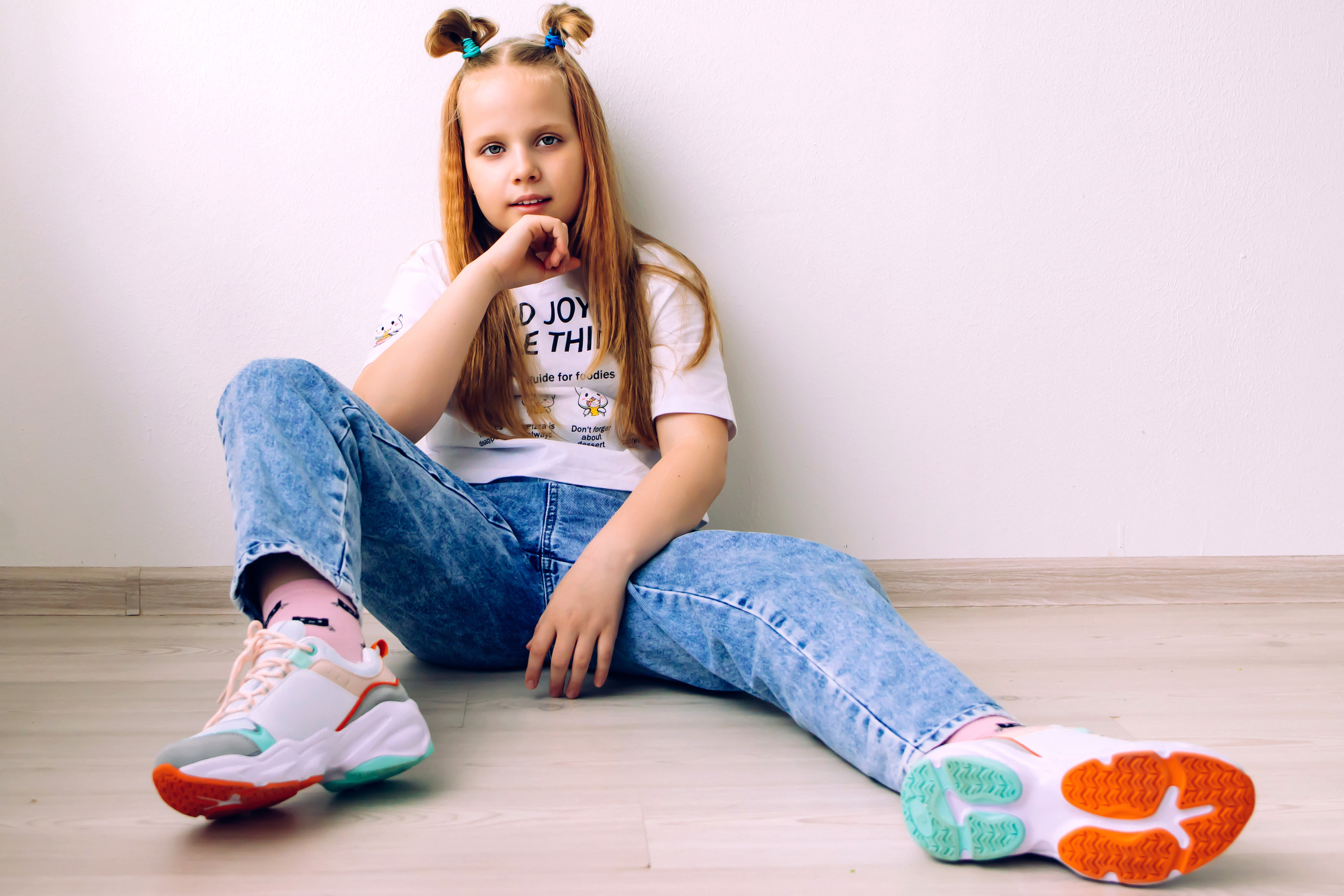 Настя и Катя