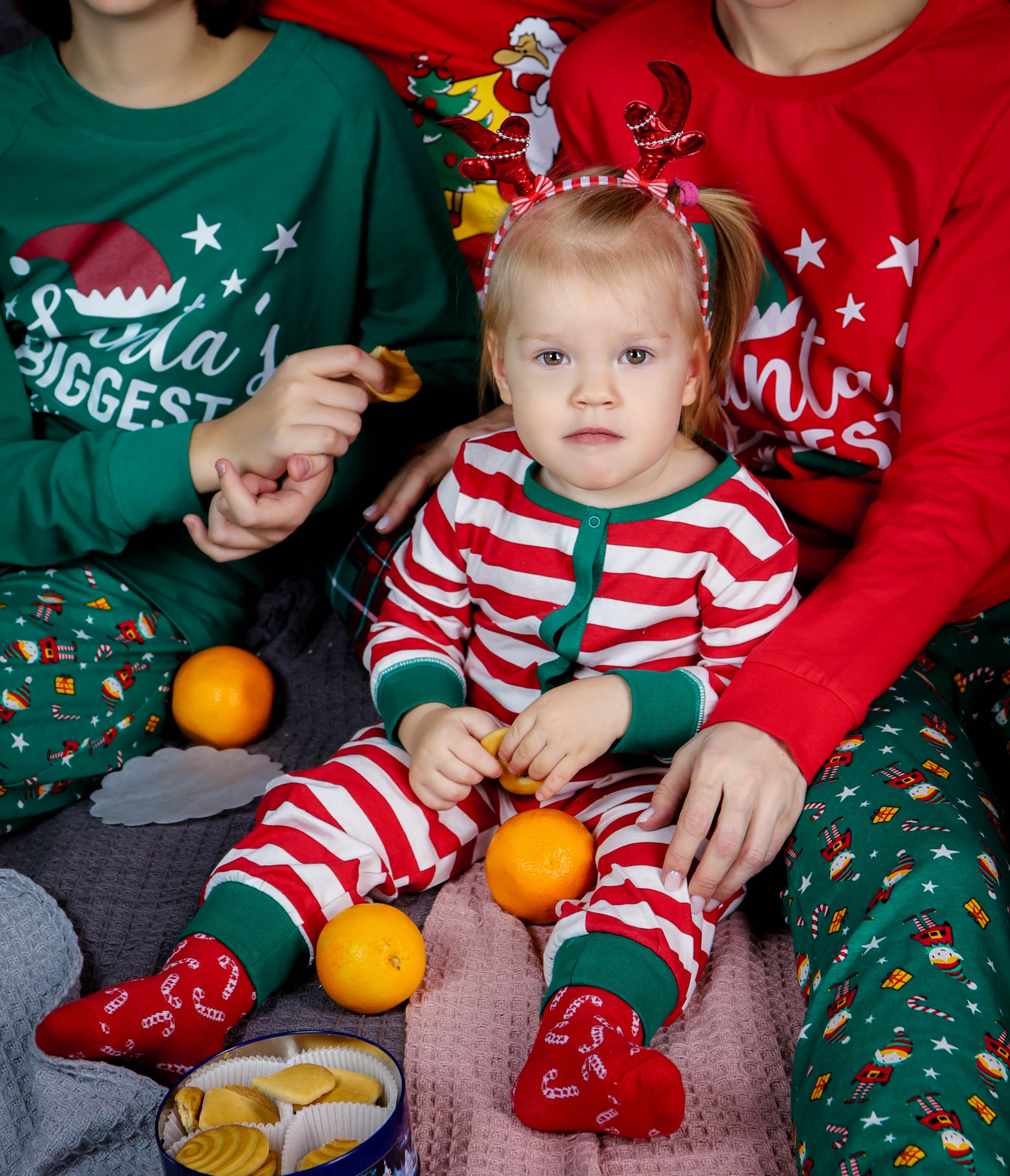 Инна с семьей. Новогодняя 2022