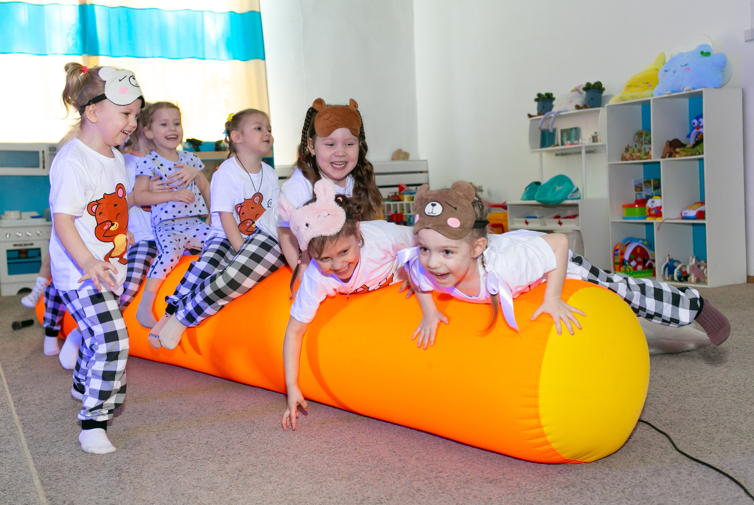 Праздники. Фотограф новорожденных и семейный фотограф НСО г. Бердск Марина Львова