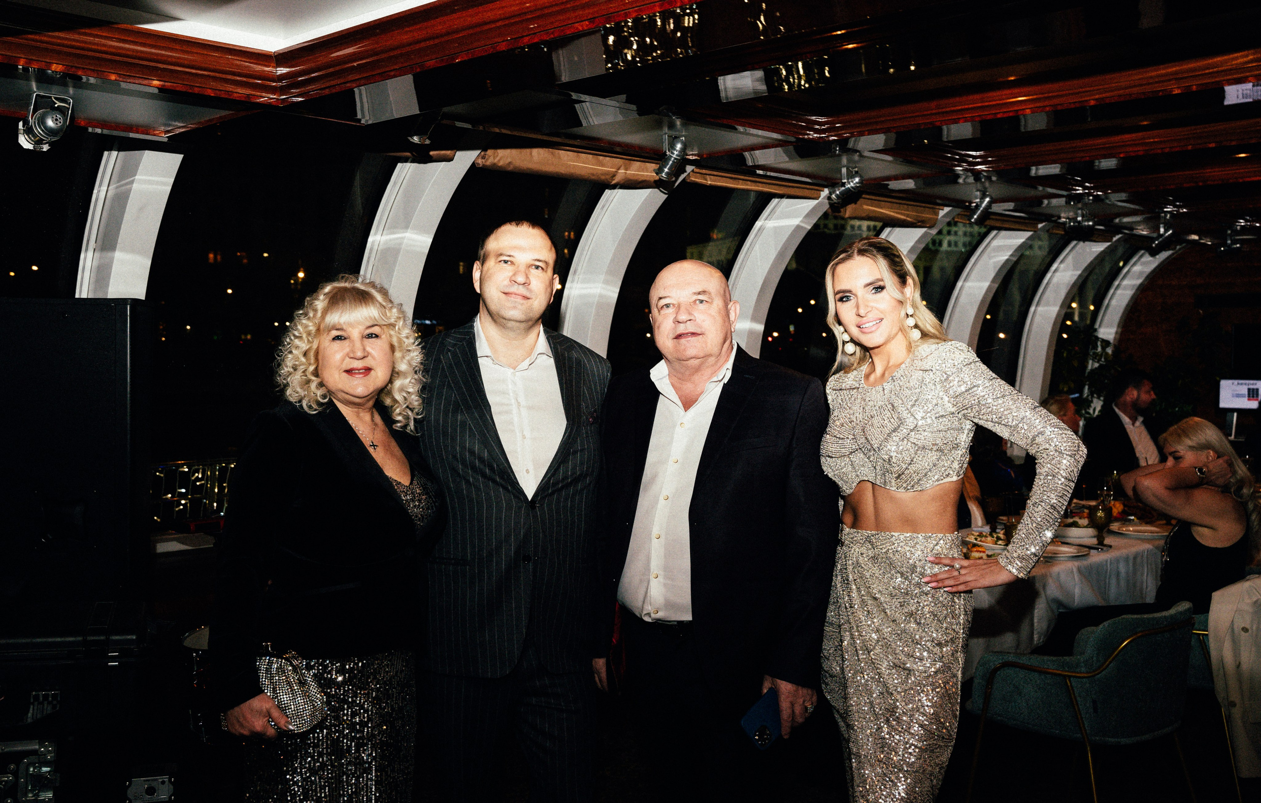 Корпоратив Erwin Река. Портретный и репортажный фотограф