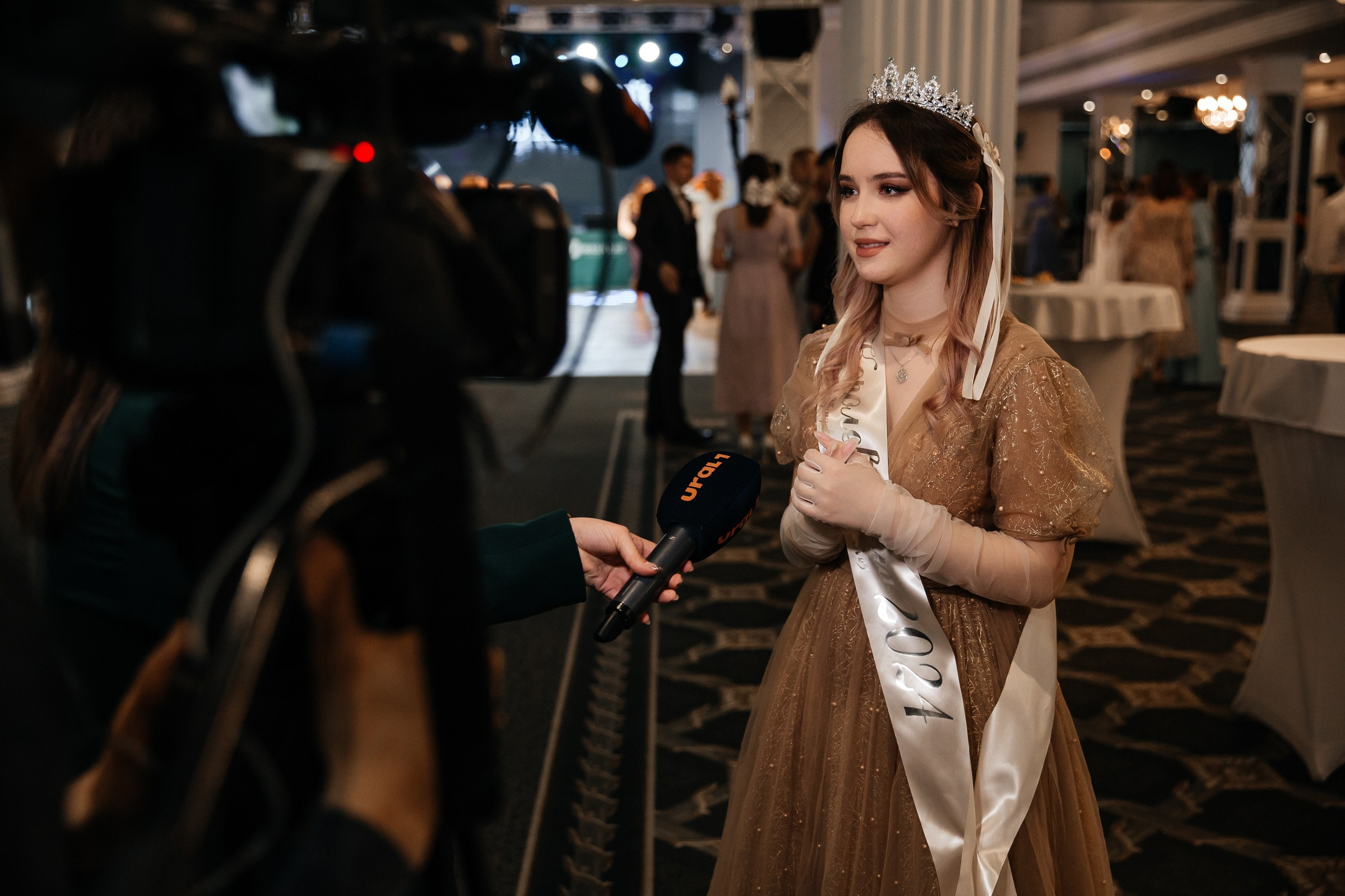 Весенний бал ОЦ № 5. Главная