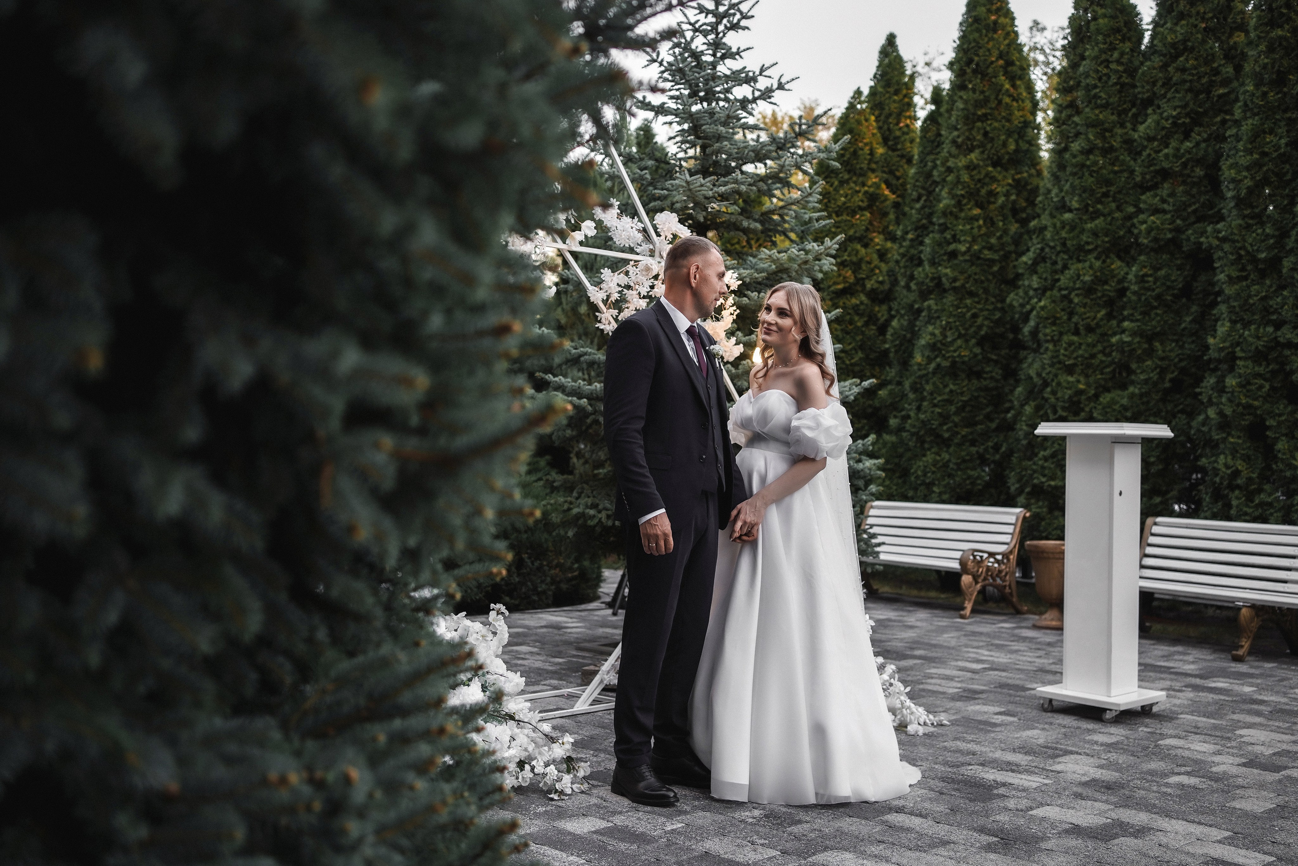 Фотосессия в ресторане Голубое озеро. Фотограф Ростов-на-Дону. Константин и Алёна. Свадебный фотограф в Ростове-на-Дону. Таинство Крещения и Венчания, семейные фотосессии. Алёна Чёботова