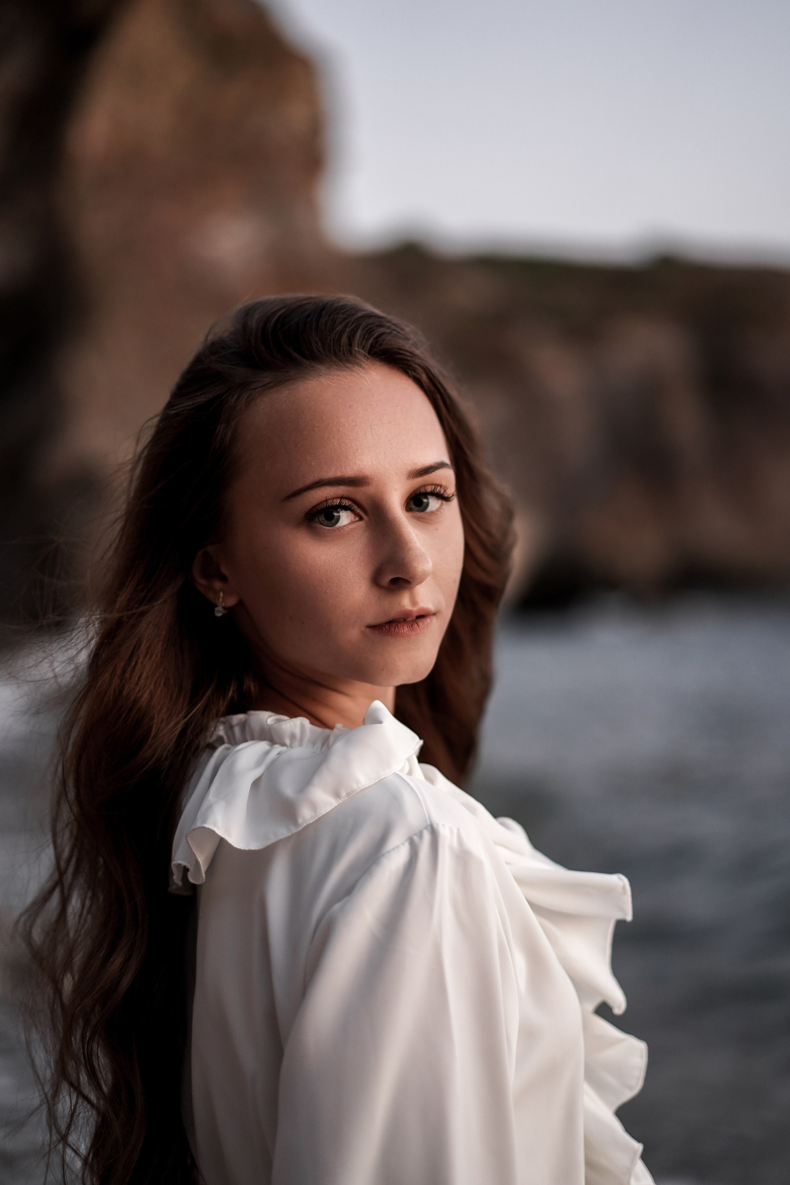 Матвей и Софья на фотосессии дикого пляжа Грот Дианы в Крыму. Свадебный фотограф в Ростове-на-Дону. Таинство Крещения и Венчания, семейные фотосессии. Алёна Чёботова