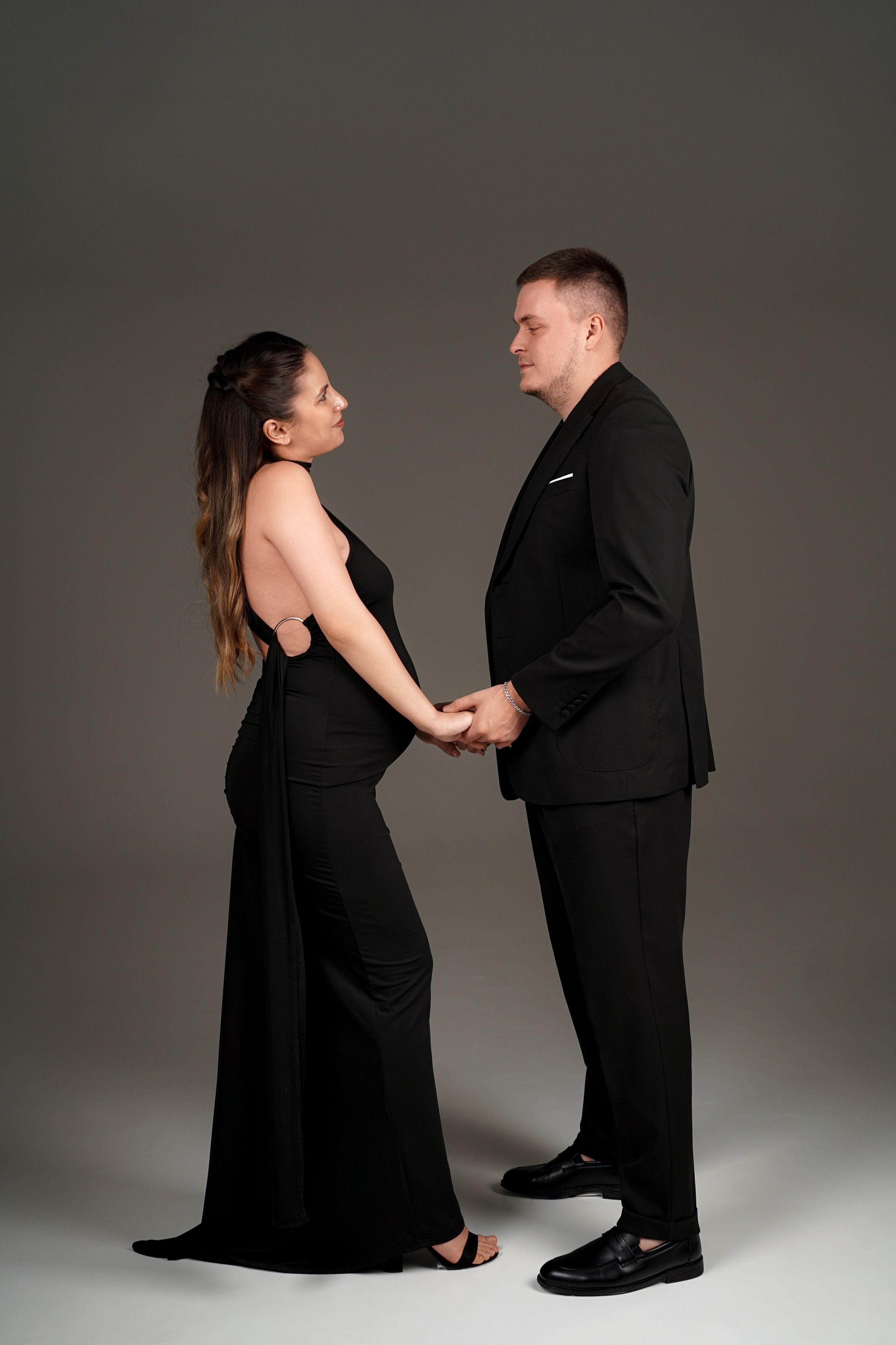 Фотосессия для беременных в Ростове-на-Дону. Женский фотограф Алёна Чёботова. Готовые идеи и образы. Свадебный фотограф в Ростове-на-Дону. Таинство Крещения и Венчания, семейные фотосессии. Алёна Чёботова