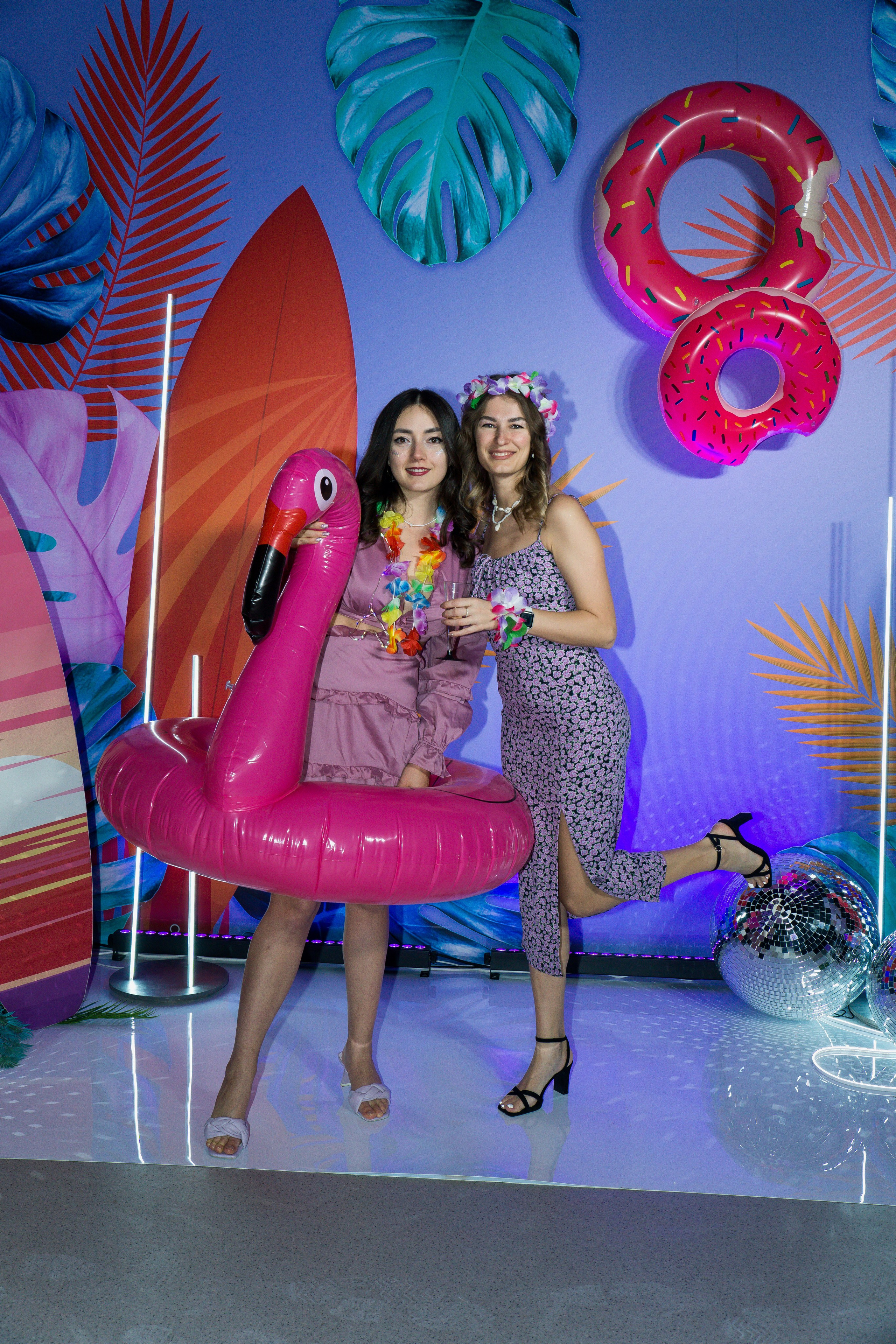 МТС корпоратив Гавайская вечеринка. Фотограф