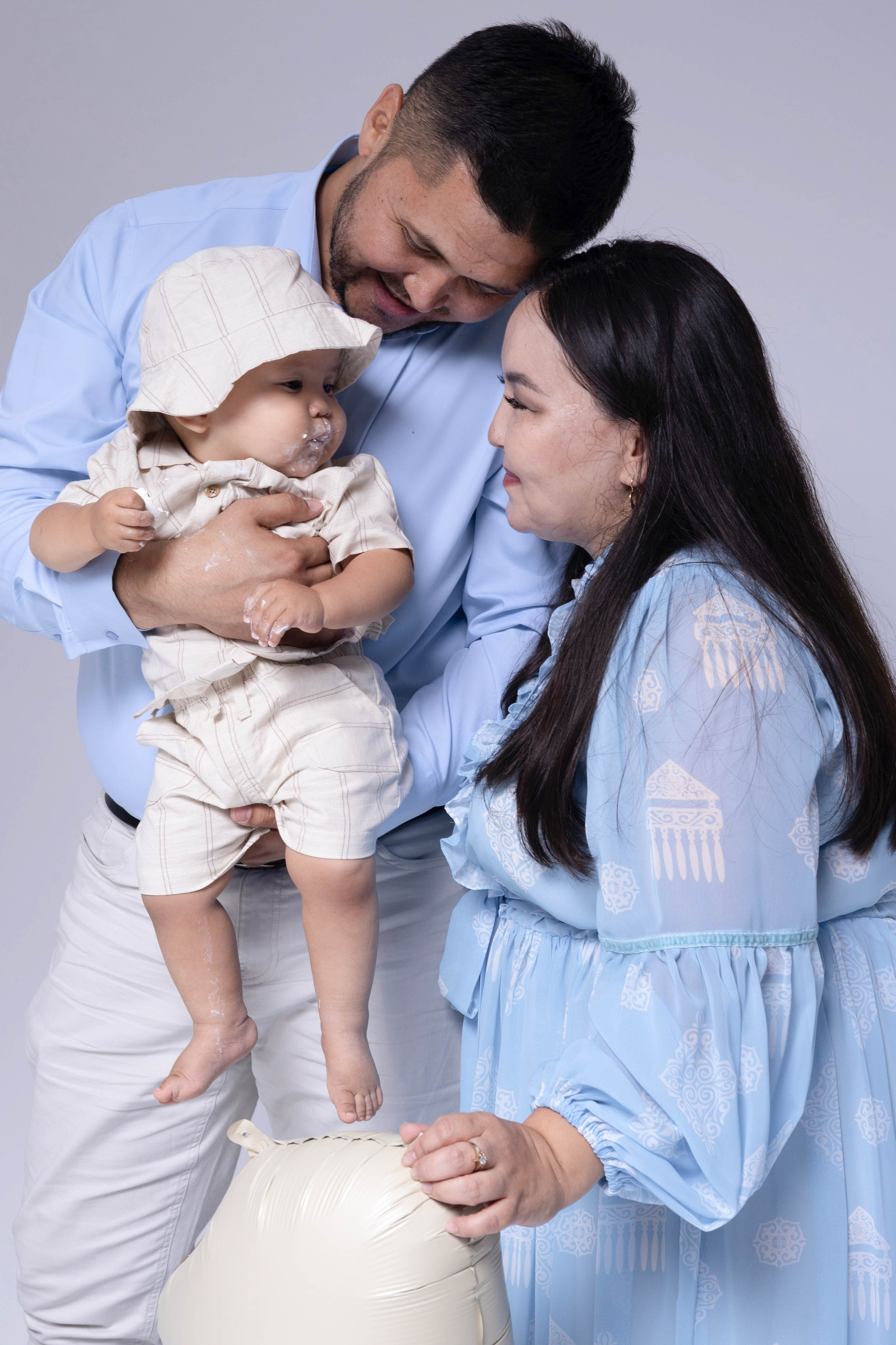 Детская семейная фотосессия в Алматы — профессиональный детский фотограф. Фотограф Алматы