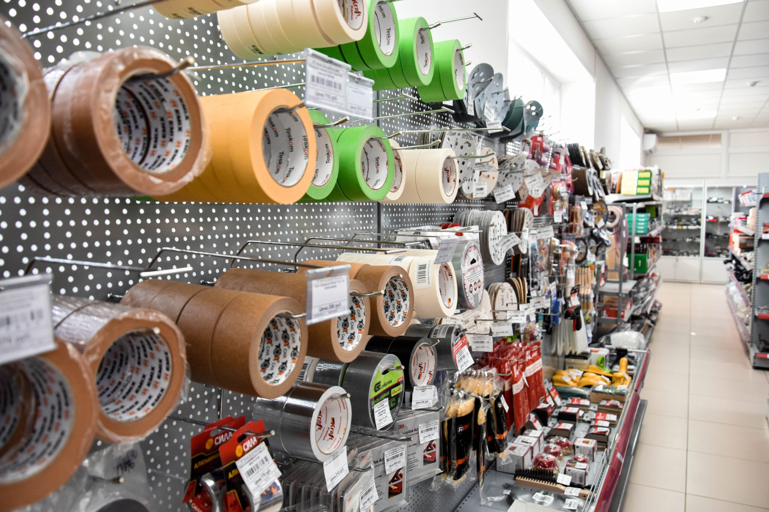 Салон запчастей. Женский фотограф в Людиново и Киров