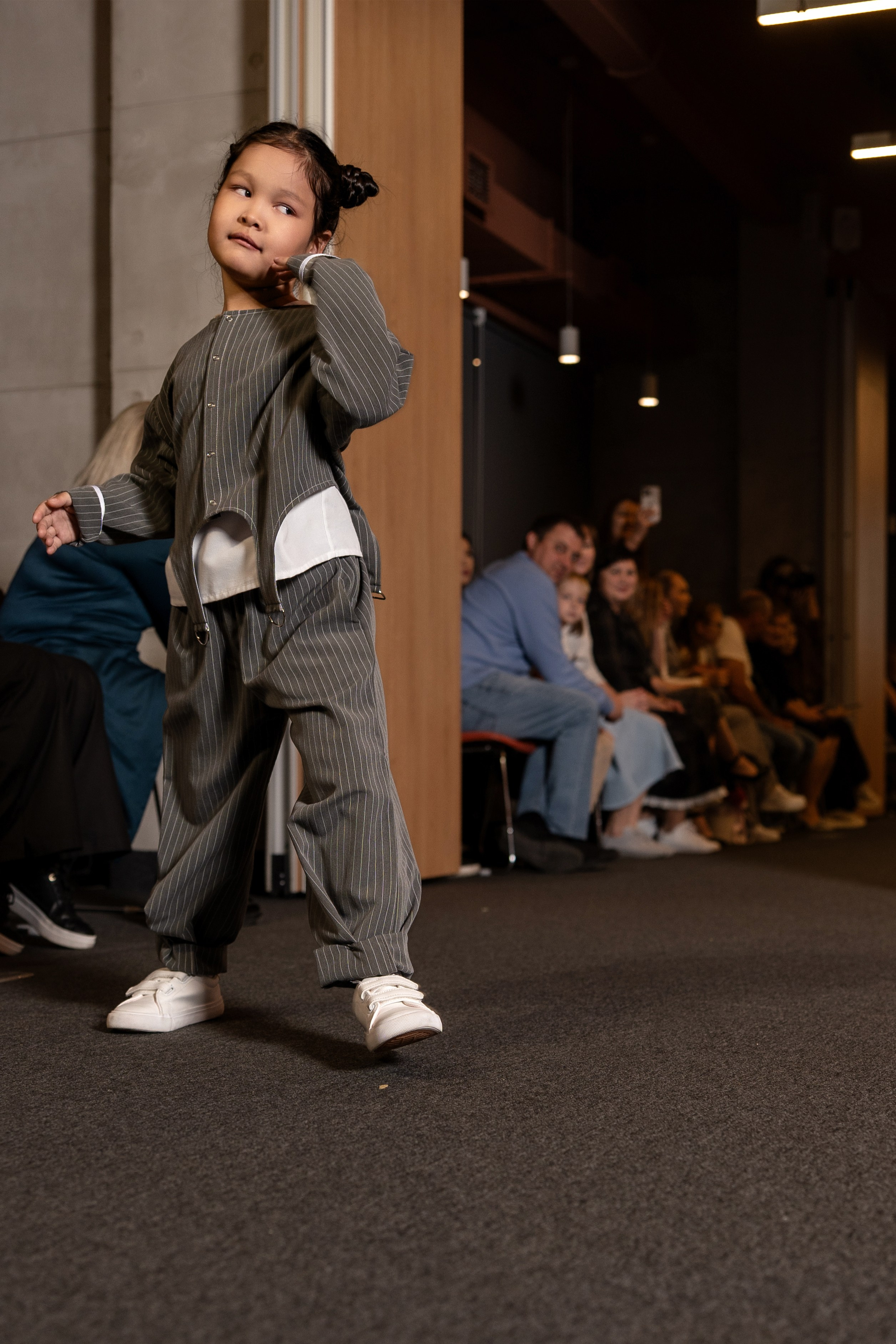 Brand Mila_R. Сайт Алматинского НЮ АРТ, будуар и фэшн фотографа Дениса Карпенко