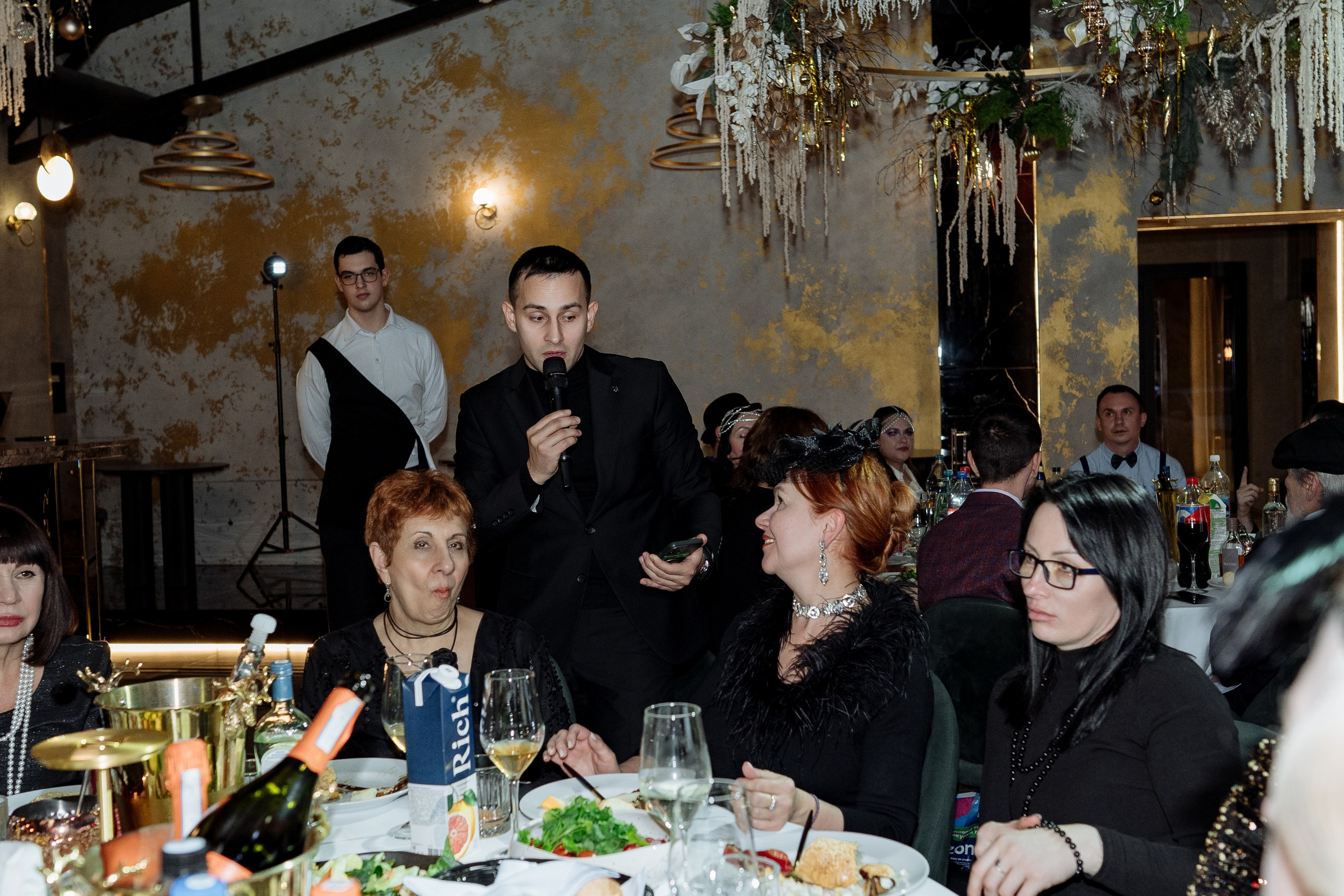 Альбион Тур