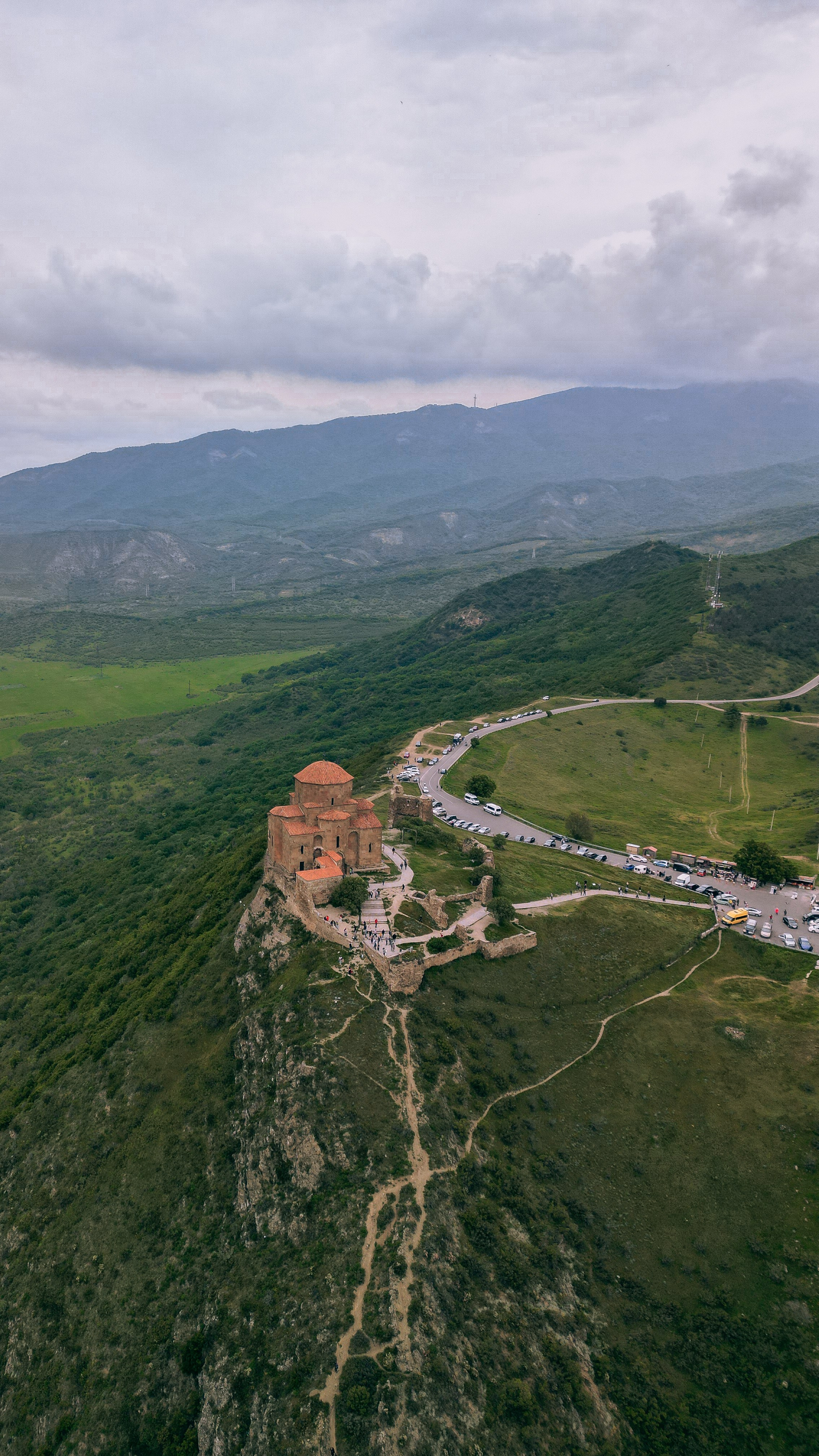 Грузия 2023. Человек с фотокамерой