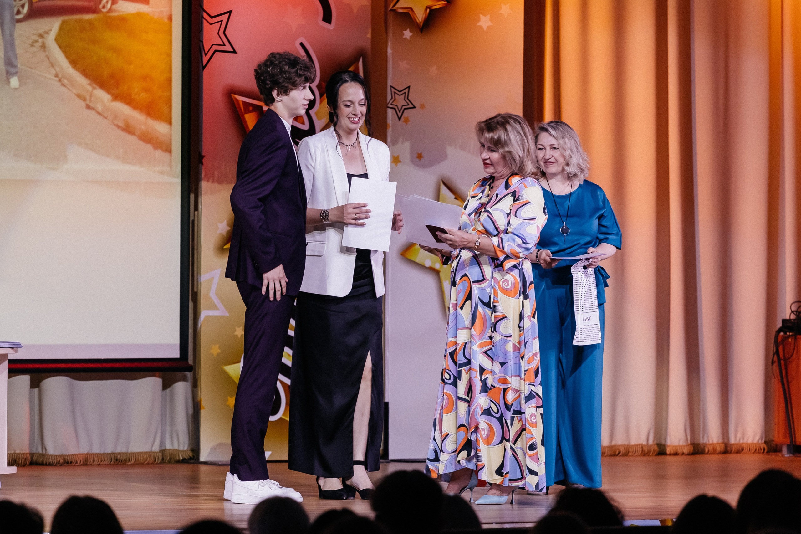 Выпускной 2025. Фотограф Кемерово | Сергей