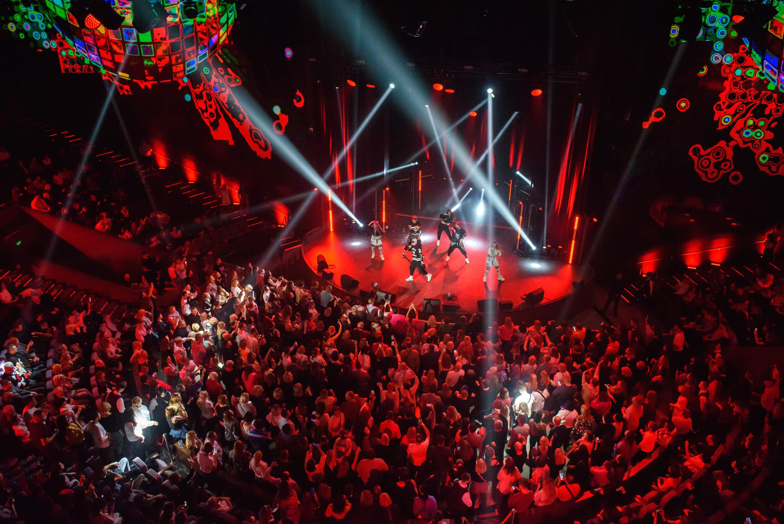 «КАР-МЭН» — «Имена на все времена», Вегас Сити Холл. Бренд-фотограф для экспертов и блогеров в Москве Влада Горбовская