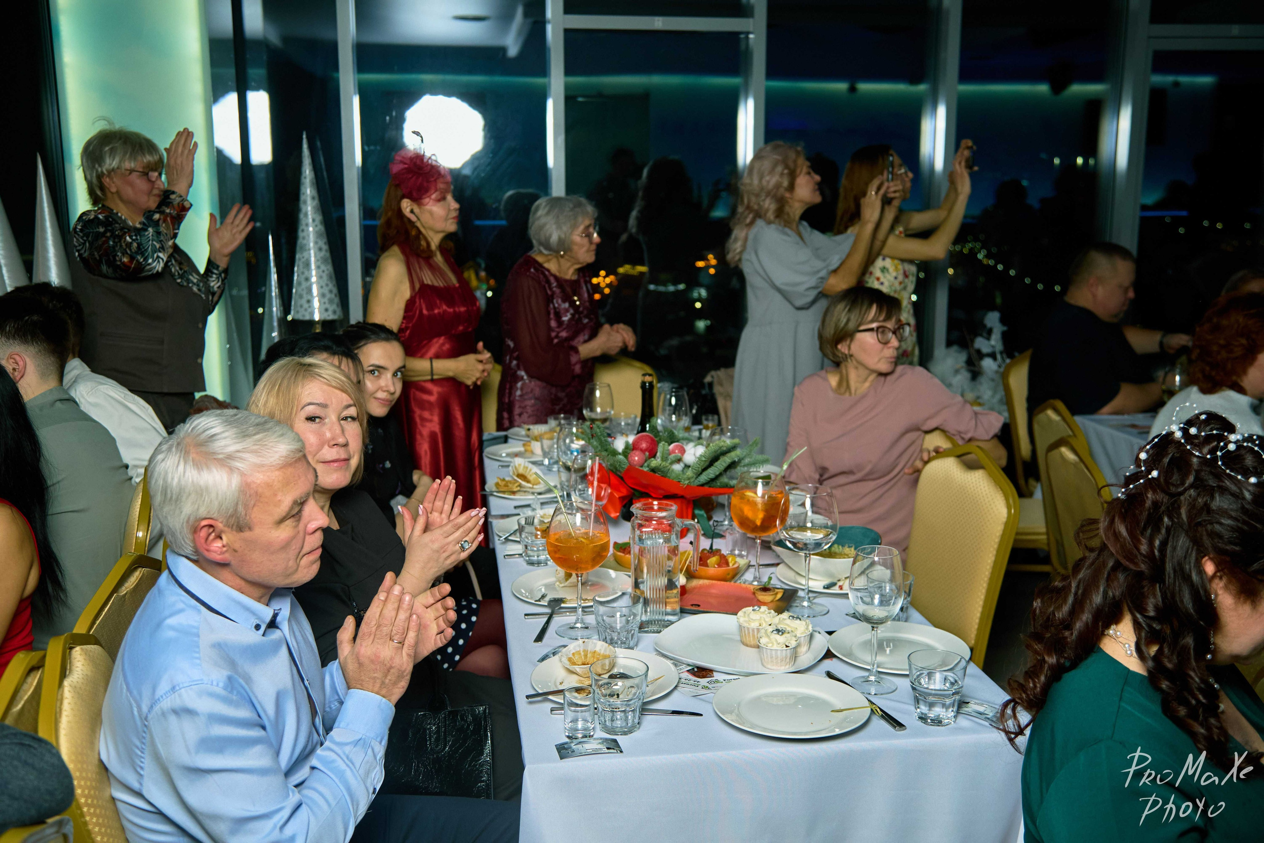 Зал КРАСА МАСС-МЕДИА ЧУВАШИИ. Владимир Суздалов (ProMaXe) — Портретный фотограф, тематические фотосессии в Чебоксарах