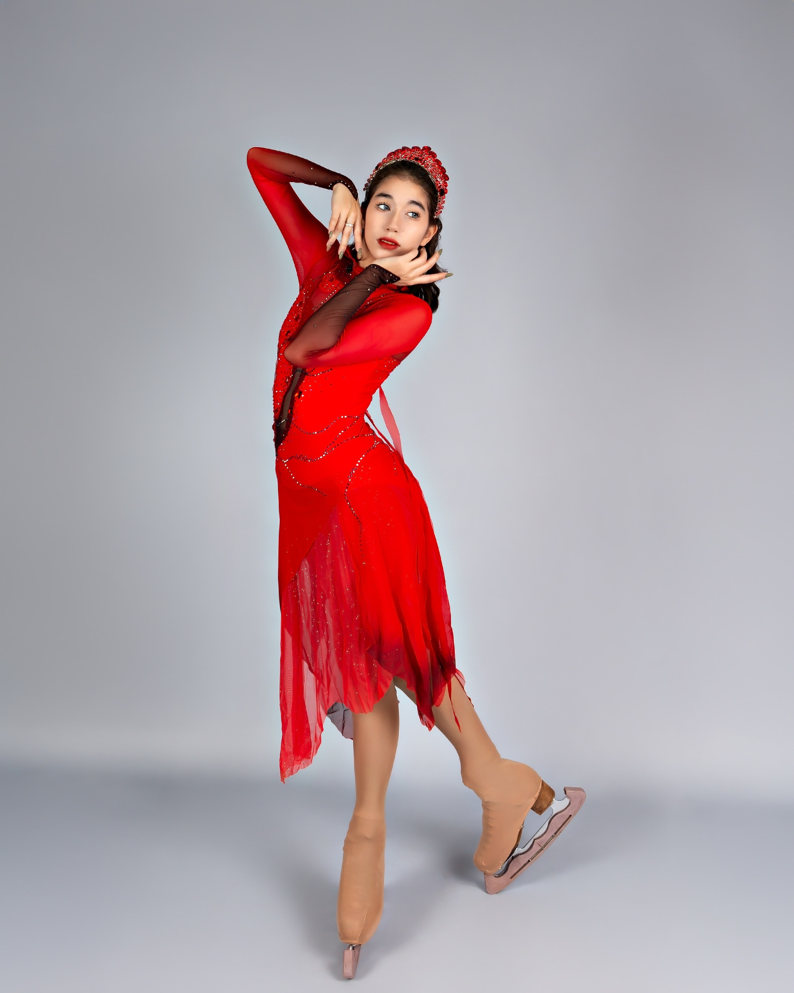 Съемка в костюмах. Выпускные альбомы и школьный фотограф в Подольске, Троицке, Щербинке, Москве и Московской области