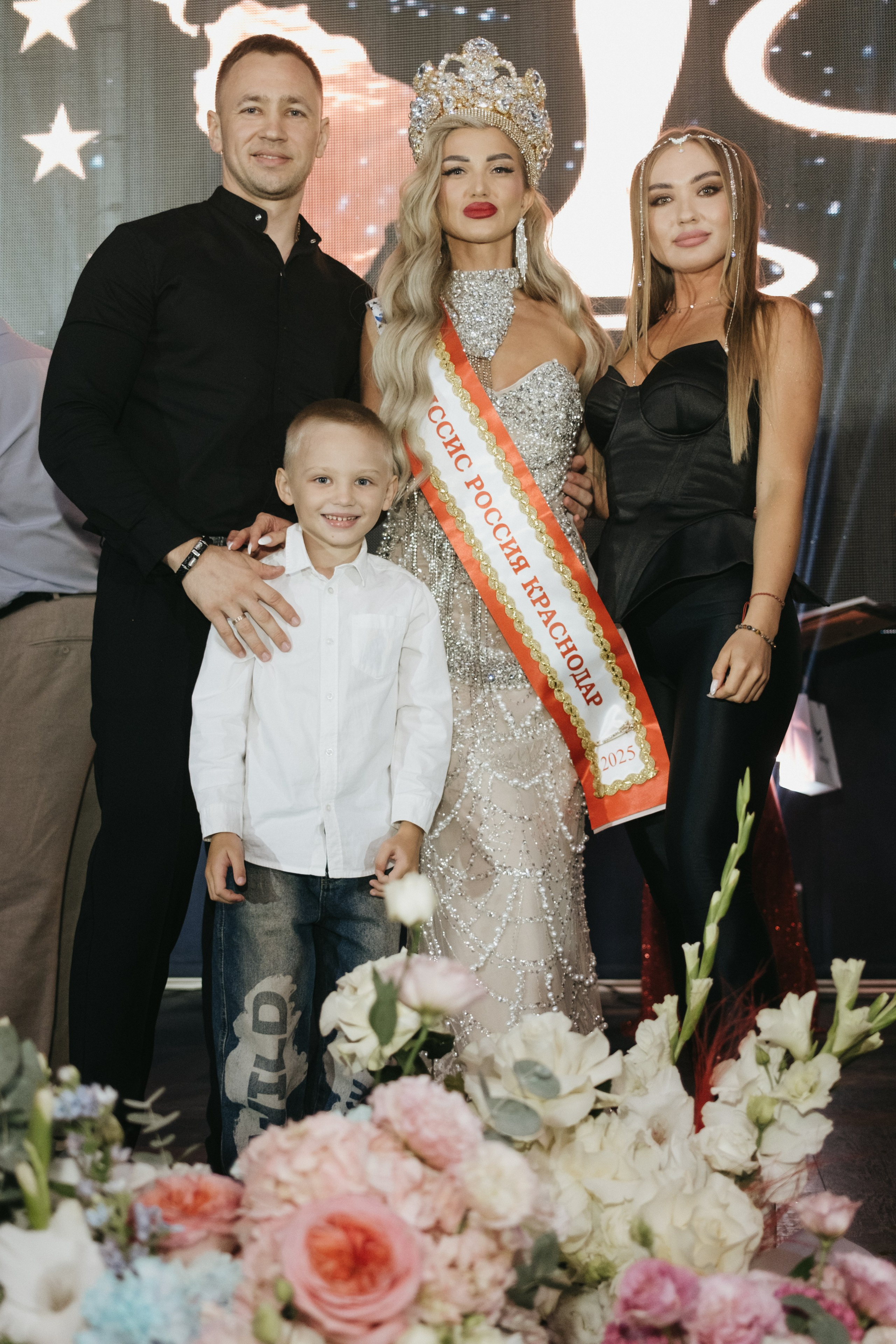 Мисс и Миссис Россия Земли Краснодар 2025 программа. Свадебный и репортажной фотограф Денис Ожигин в Краснодаре и Краснодарском крае