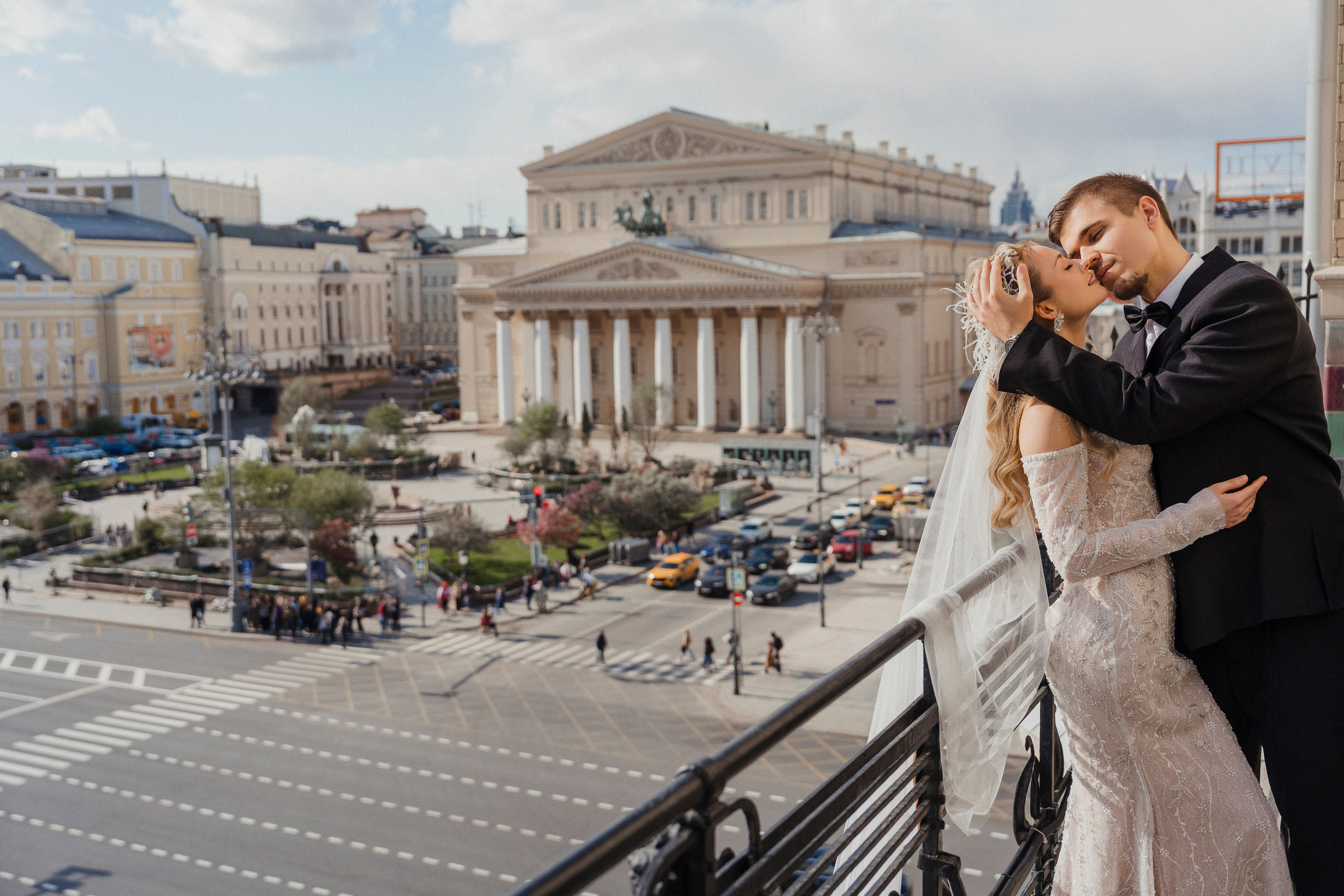 Свадебная фотосессия в отеле Метрополь. Свадебный фотограф в Москве Анна Полушина