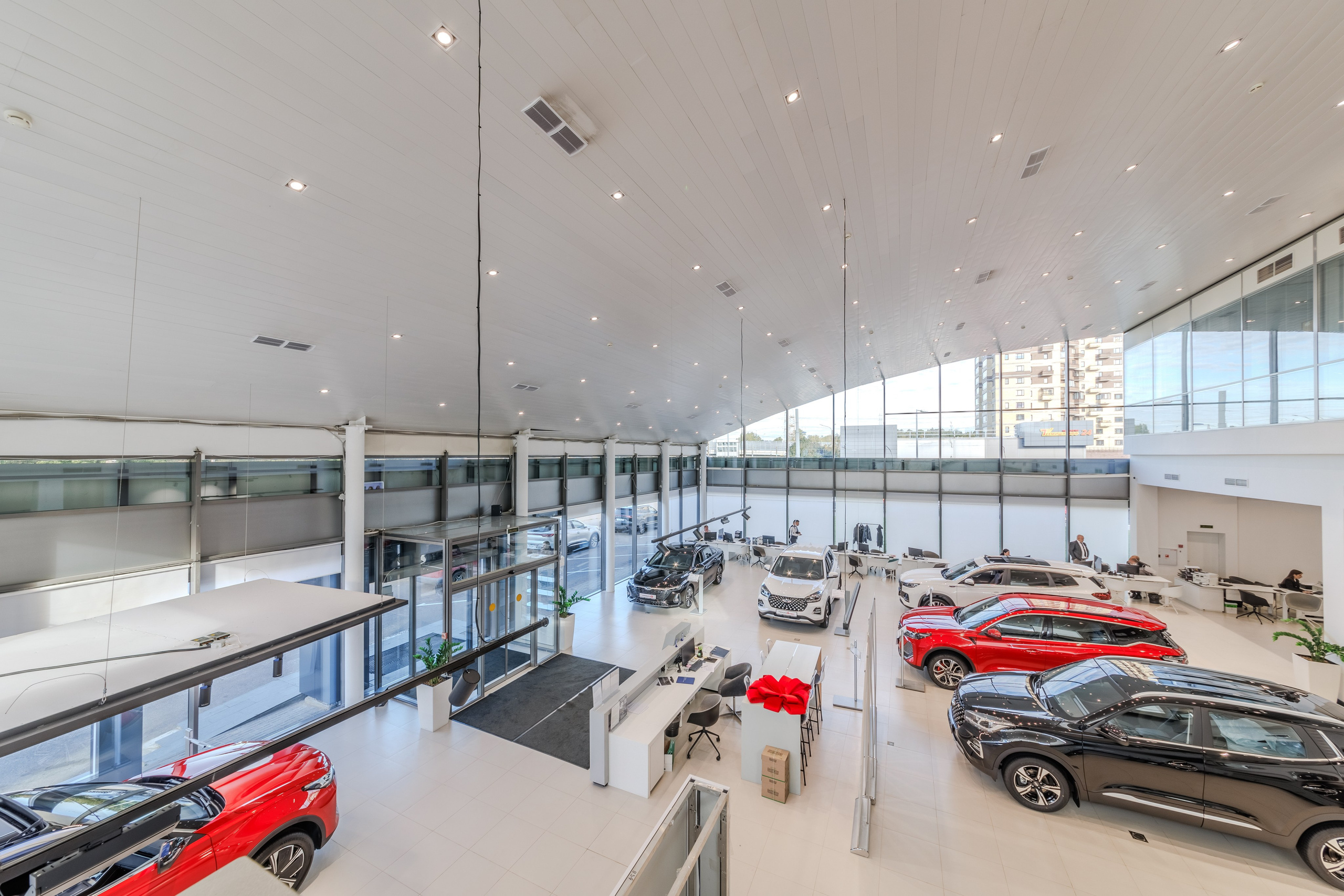 Фото для автомобильного дилерского центра в СПб