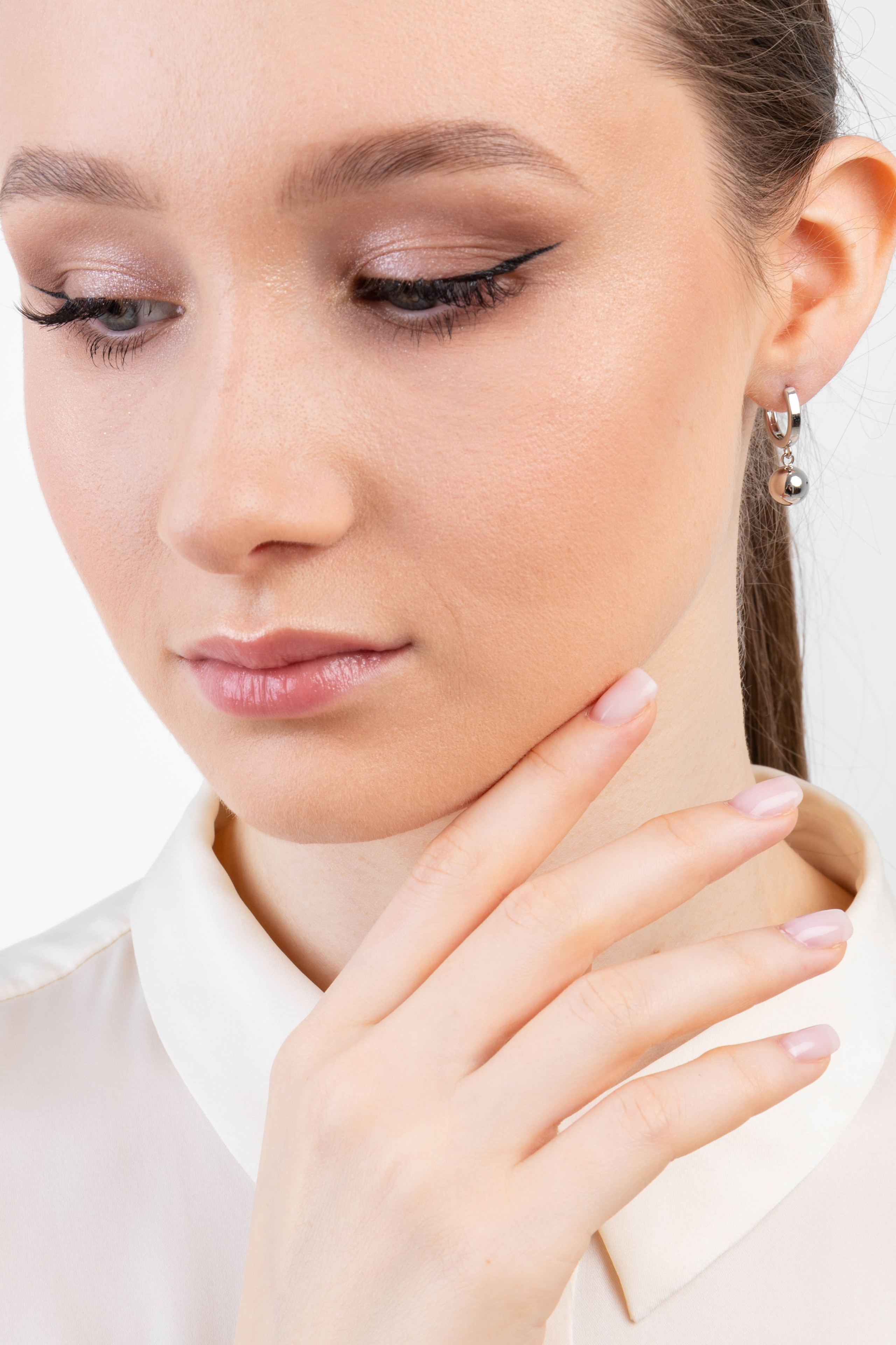 Ювелирные украшения. Предметный фотограф в Крыму Ольга Шестакова