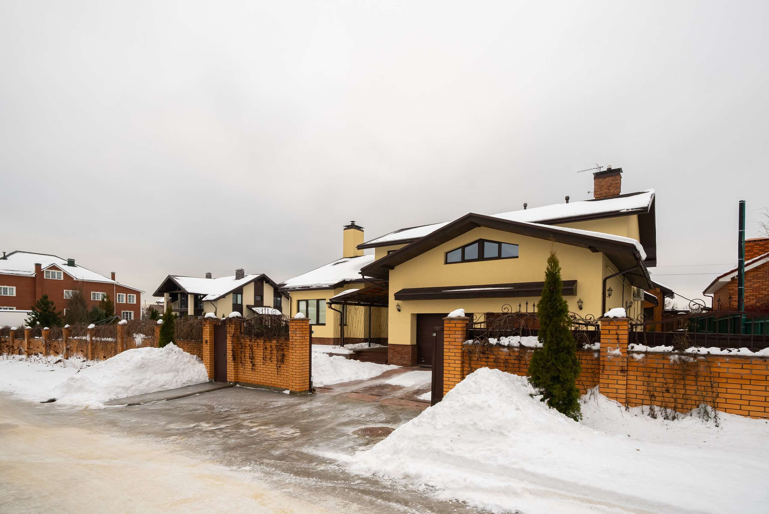 ДОМ п. АДМИРАЛ. Фото и видео-съемка Андраник Хачатурян