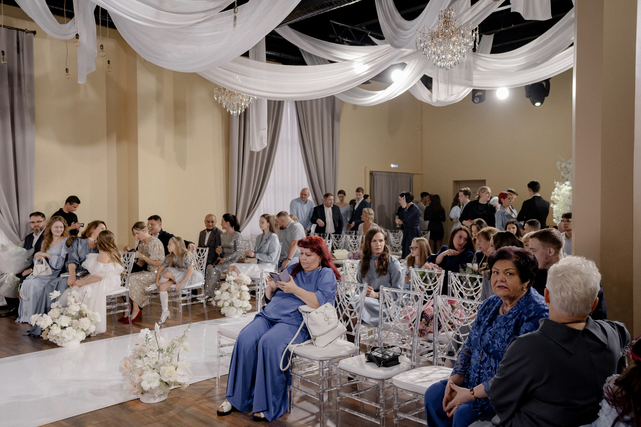 СВАДЕБНАЯ СЬЕМКА СБОРОВ В ОТЕЛЕ И ВЫЕЗД НА ЦЕРЕМОНИЮ (СНЯТО В СИБИРЕ В НИЖНЕВАРТОВСКЕ). Профессиональный фотограф, Санкт-Петербург — Виктория Богомолова