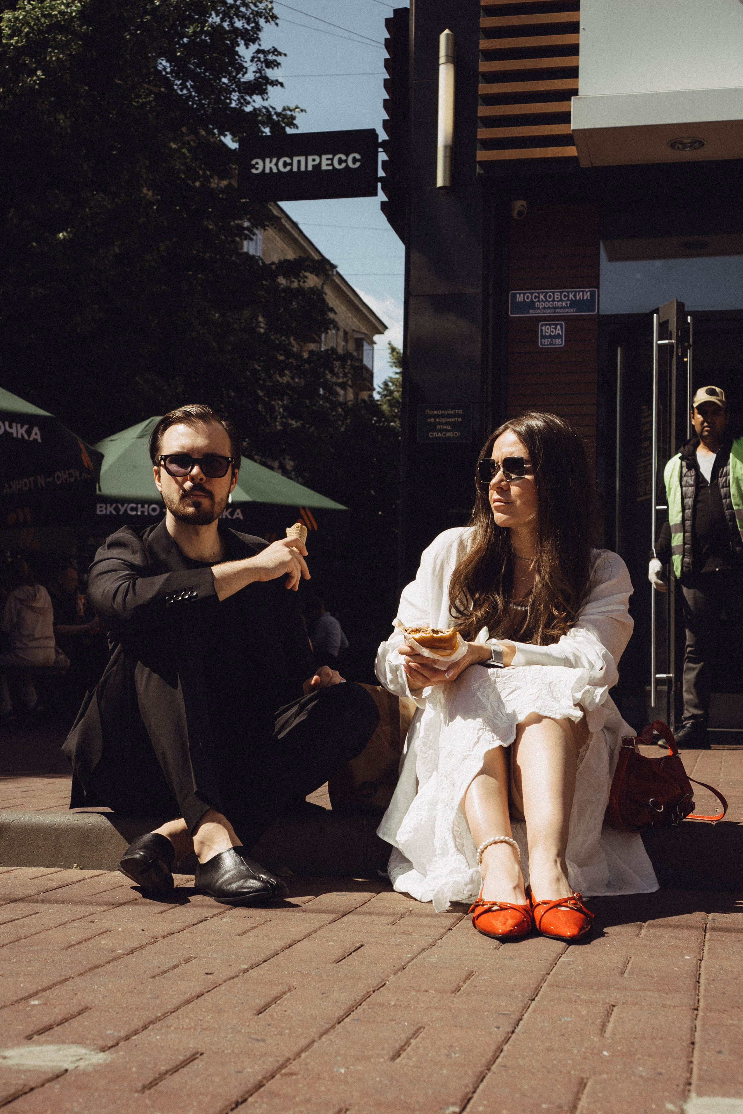 СВАДЕБНАЯ СЬЕМКА В ПАРКЕ ПОБЕДЫ И ПРОГУЛКА ПО МОСКОВСКОМУ ПРОСПЕКТУ. Профессиональный фотограф, Санкт-Петербург — Виктория Богомолова