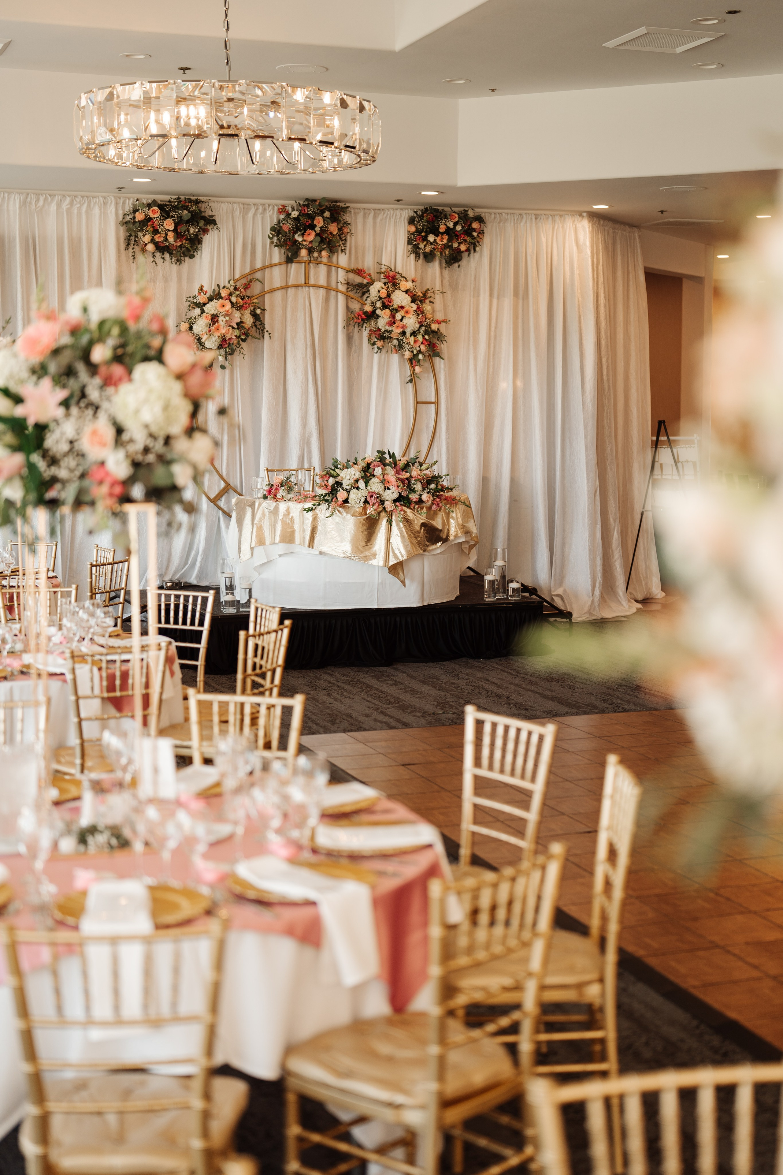 2025-08-16_AndreaChristopher. Ретушер Зенькевич Света