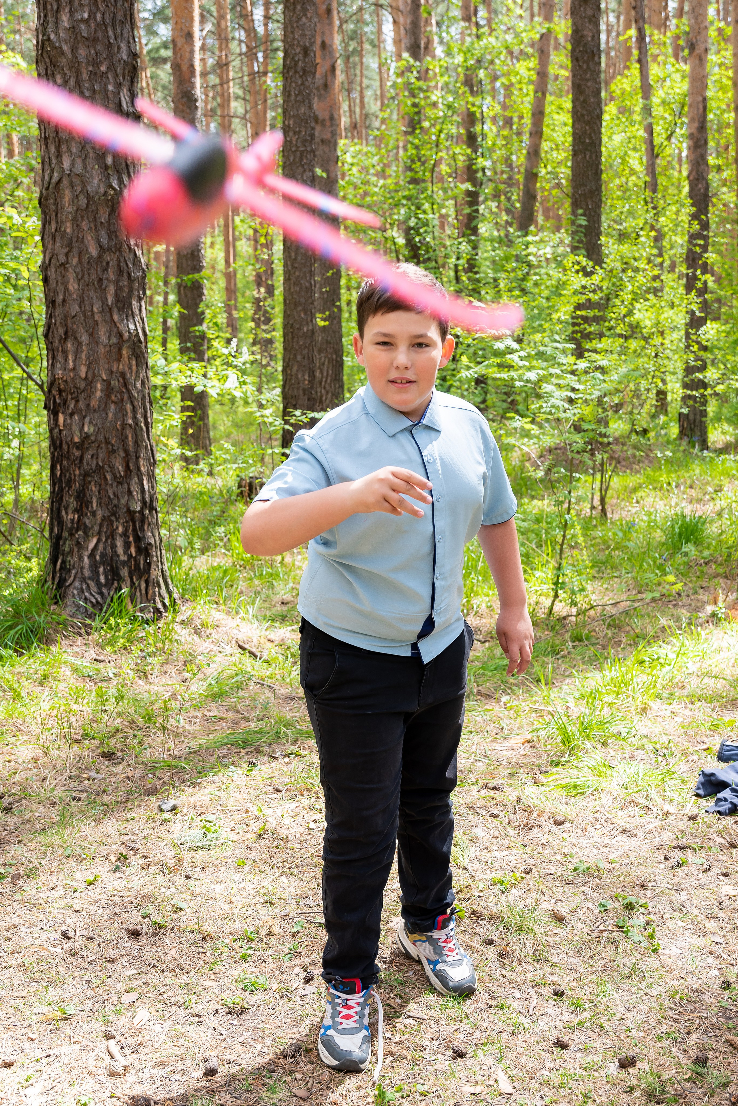 В школьном дворе, парке. Детский фотограф в Екатеринбурге и Берёзовском Евгений Кондаков