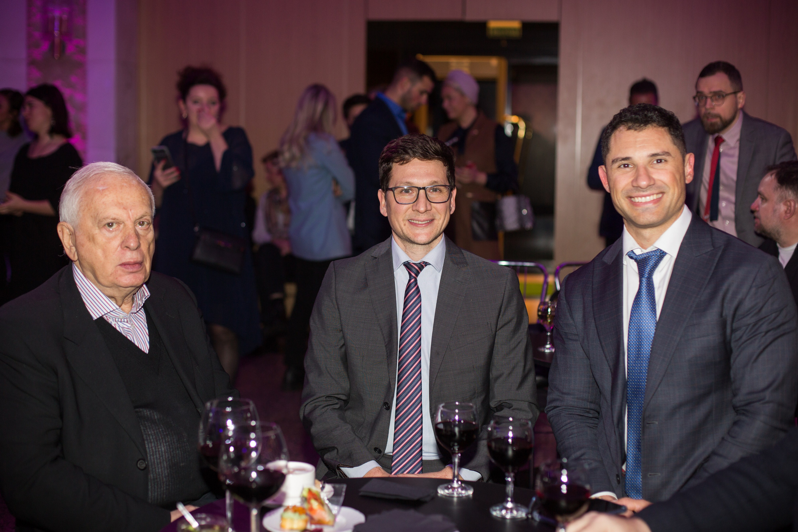 Фотограф на корпоратив СПб. Юлия Лисняк, контент-фотограф в Санкт-Петербурге