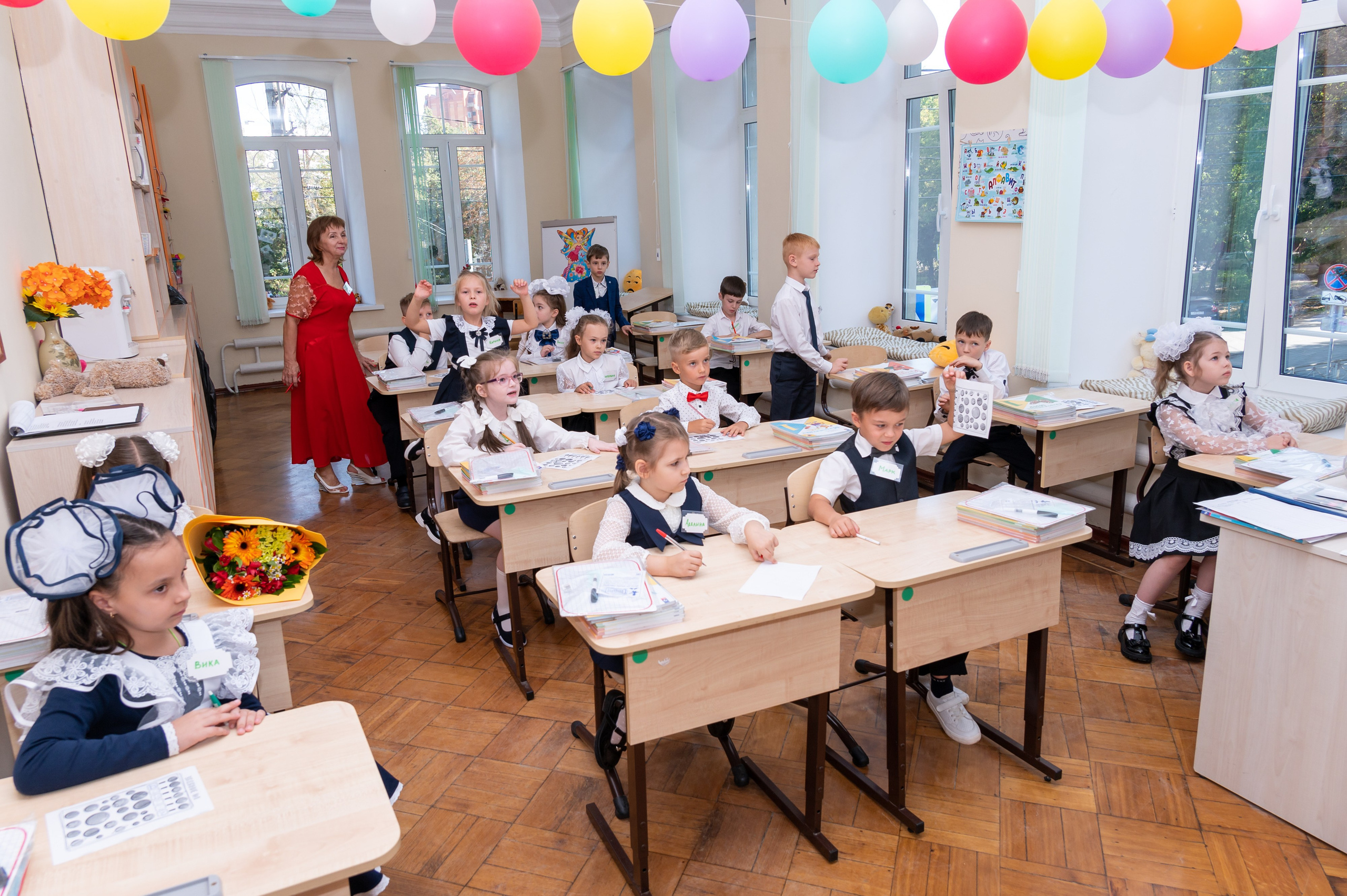 Школьная фотосессия в Туле. Портретный, семейный, свадебный фотограф. Бизнес, контент съёмка. Тула