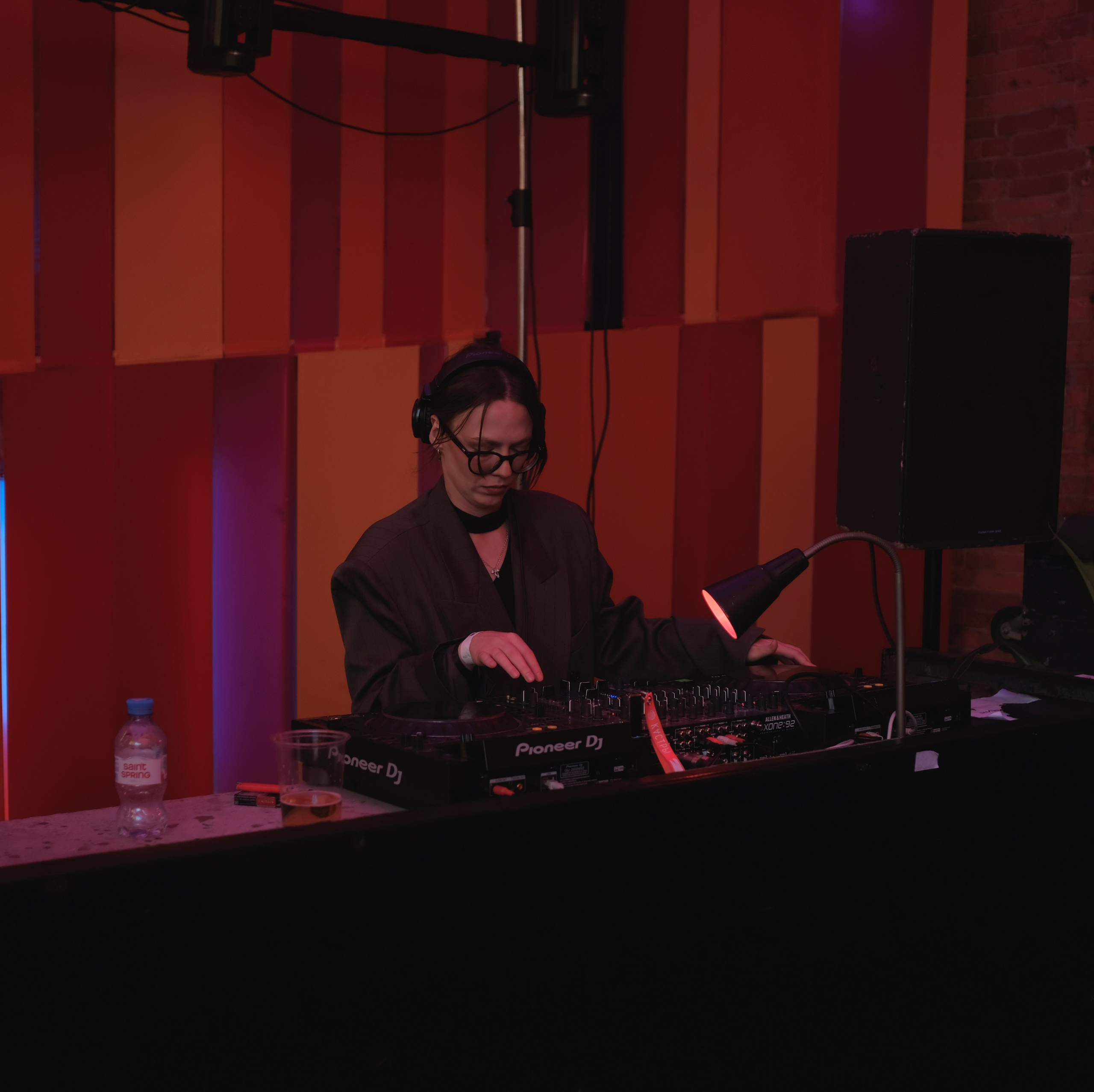 Мир2/16.08.2025. Репортажный фотограф в Санкт-Петербурге Даниил Могута