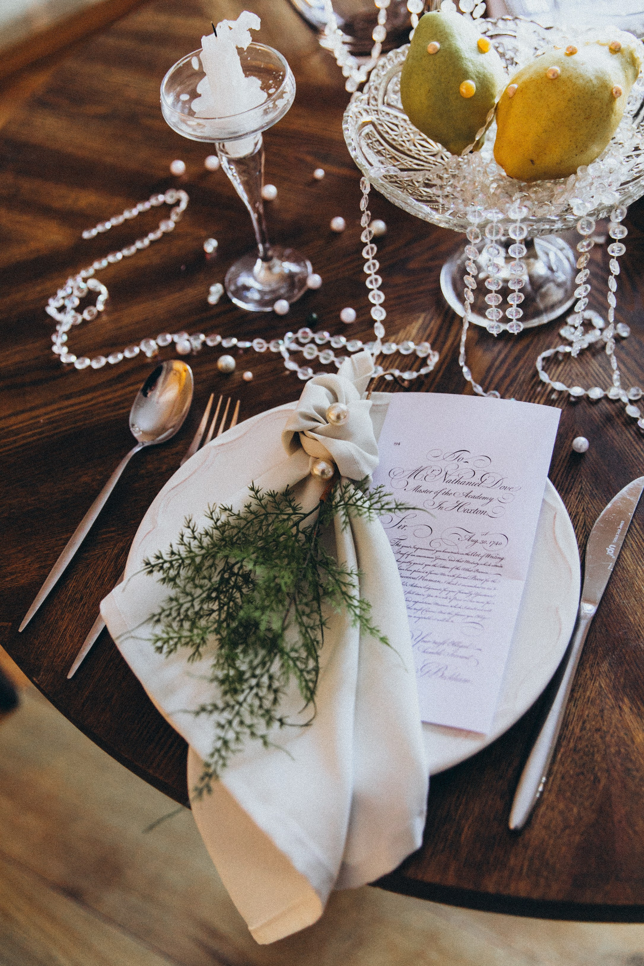 ЗАЛ «Каминная». Фотостудия в Мариуполе «Берлога»