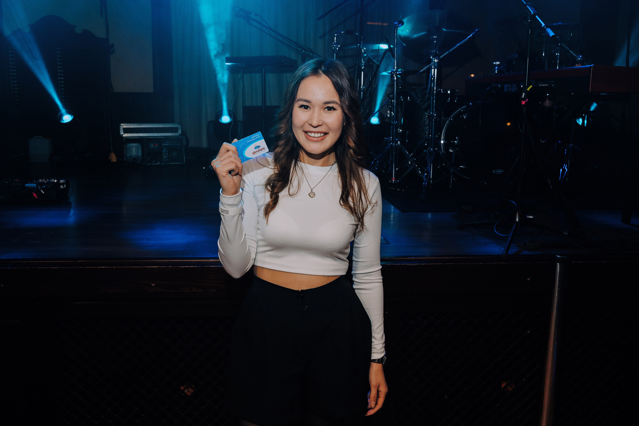 20 ЛЕТ МЕГАПОЛИС ЧЕЛЯБИНСК ХЕДЛАЙНЕР ЕЛКА. Репортажный фотограф Зуев Роман г. Челябинск