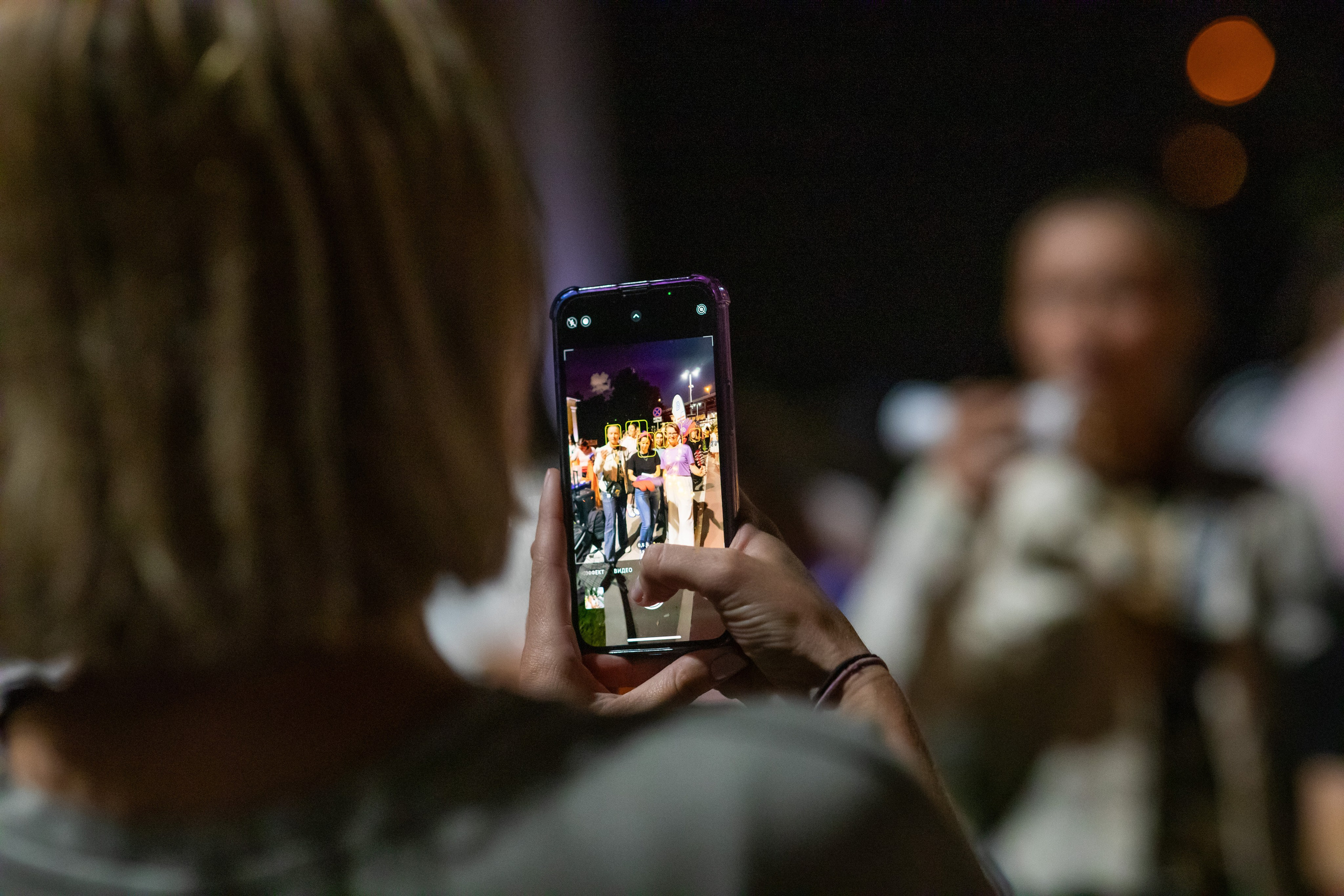 Самая крутая поддержка Ночного забега от 5 вёрст 03.08.24. Фотограф Сергей Ловкий
