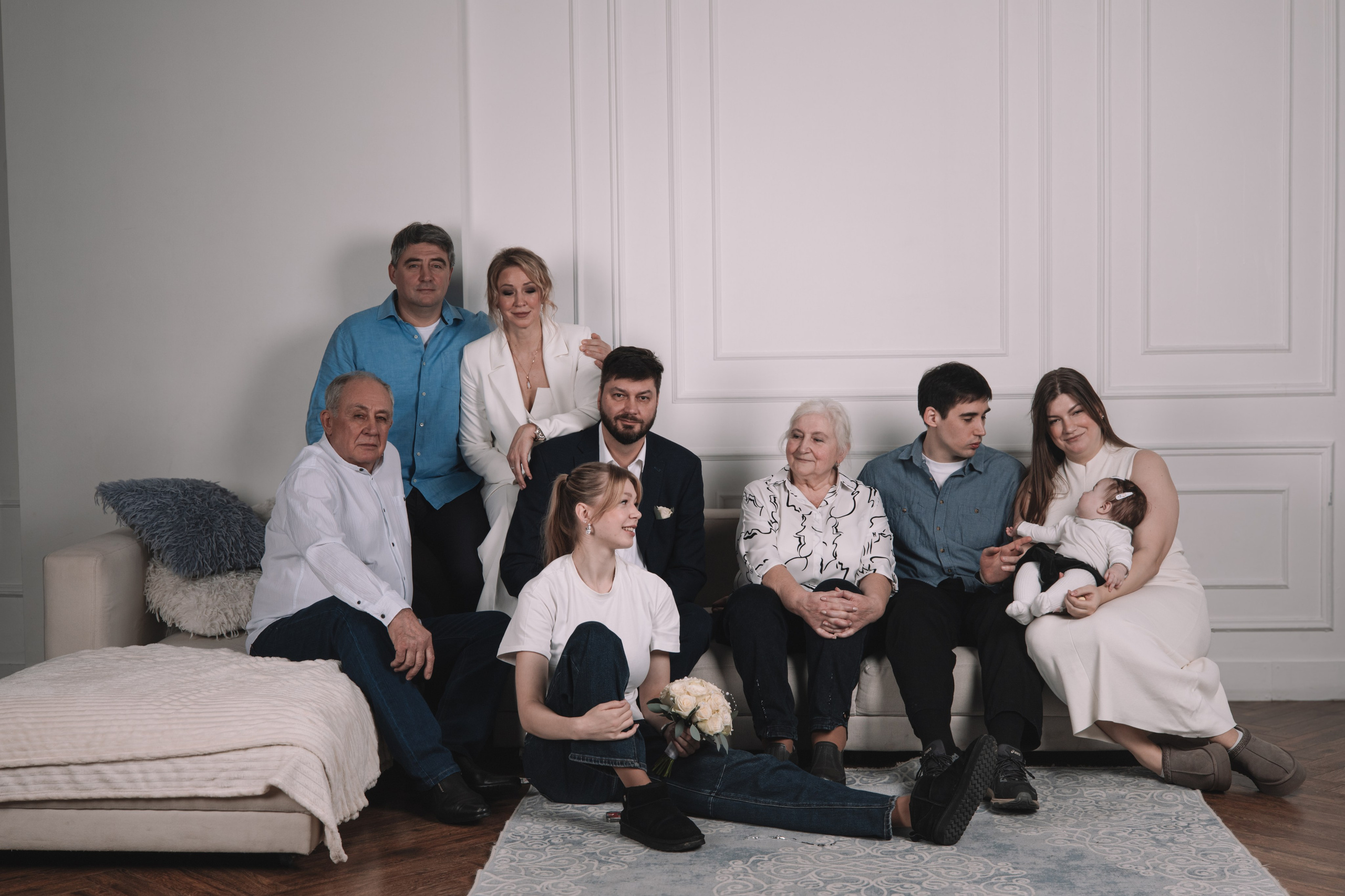 Новогодняя фотосессия прекрасной семьи