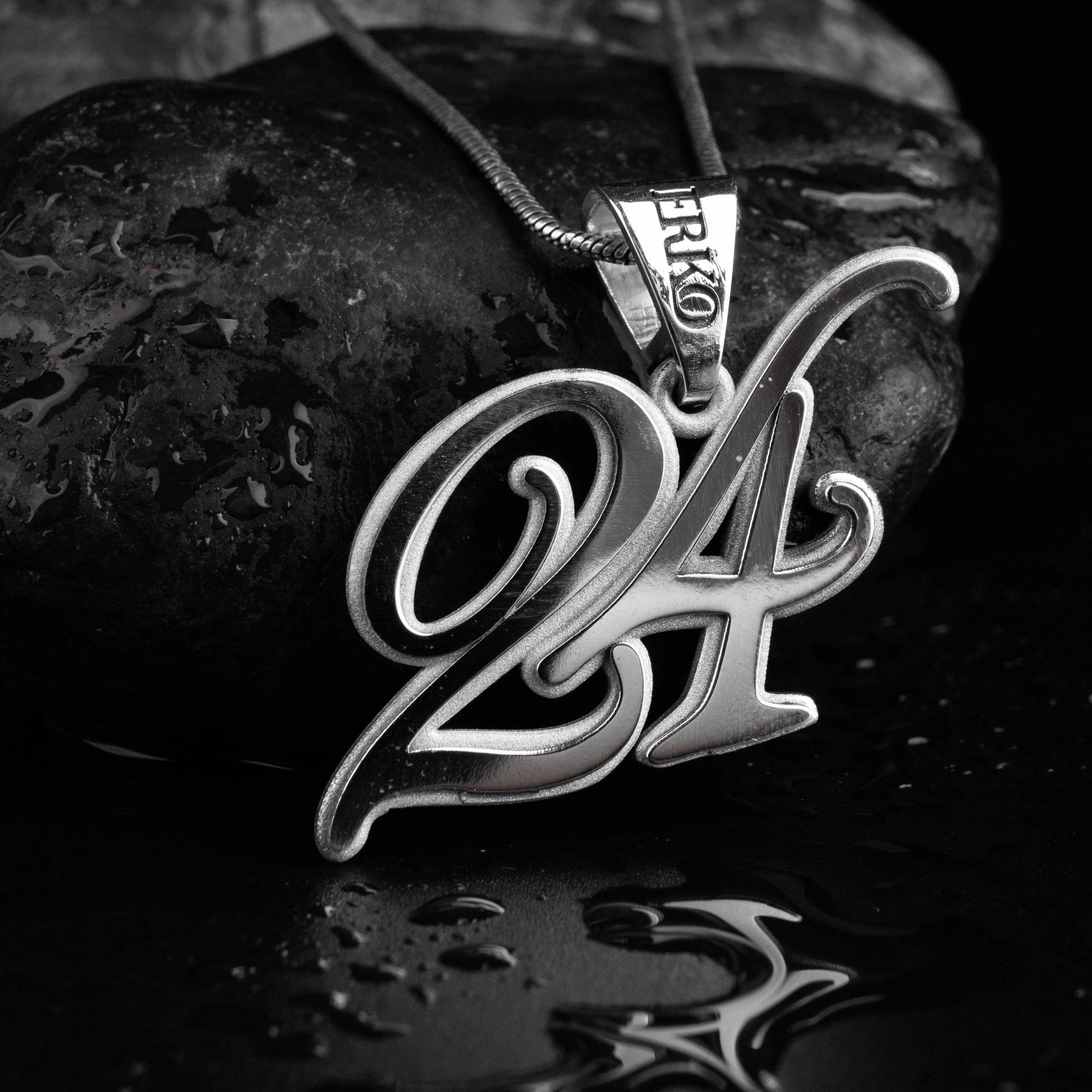 Ювелирные украшения. Предметный фотограф в Крыму Ольга Шестакова