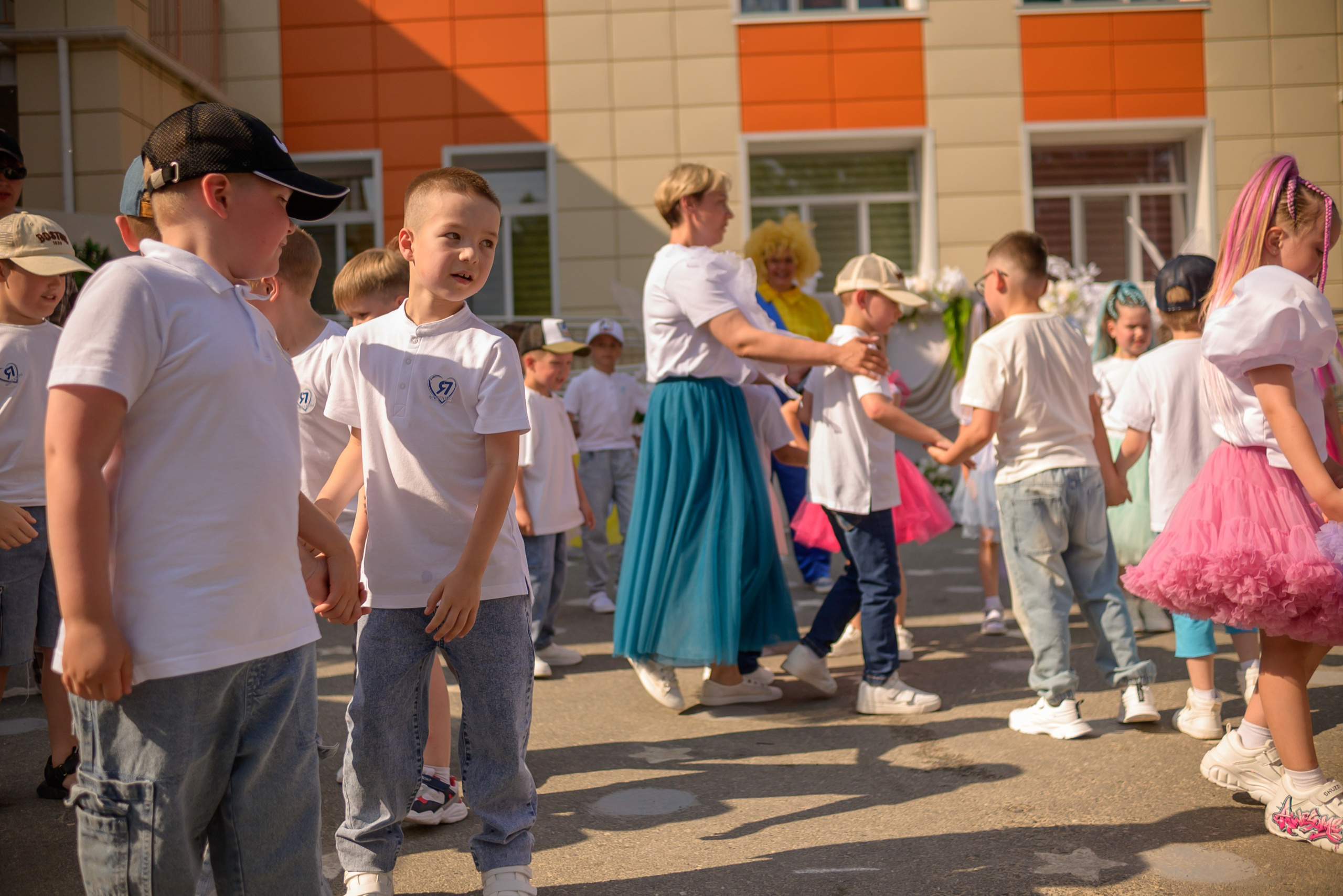 Репортаж выпускного группа «Фантазёры» 3 садик. Фотограф новорожденных, семейный детский в Тюмени Татьяна Морозова