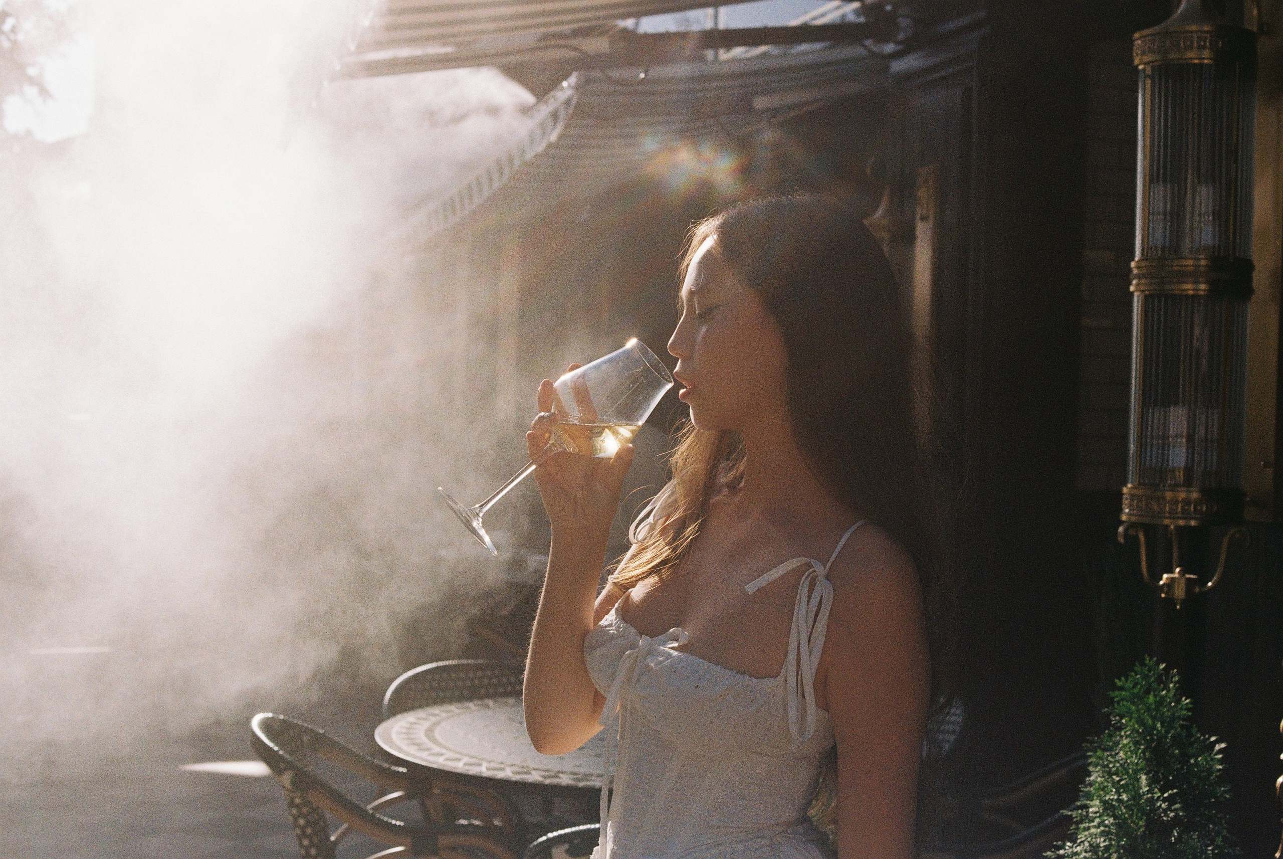 Во время бранча. Фотограф-ретушер