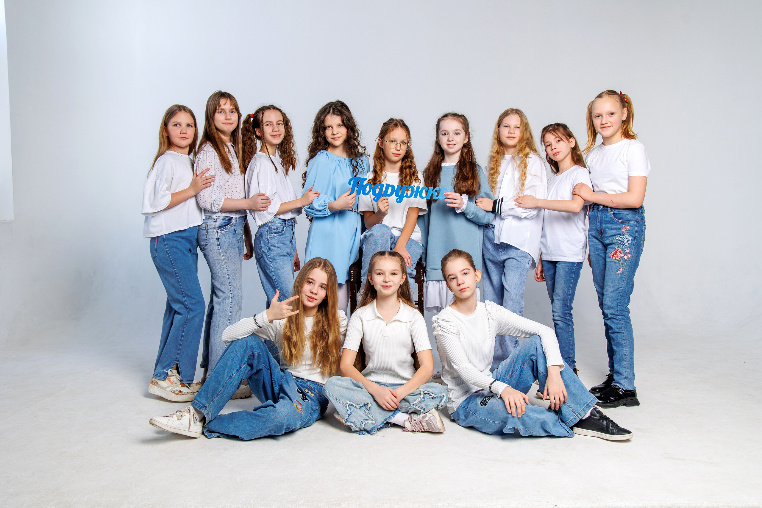 Альбомы для 4 класса. Школьный фотограф Саратов Золотарь Ольга