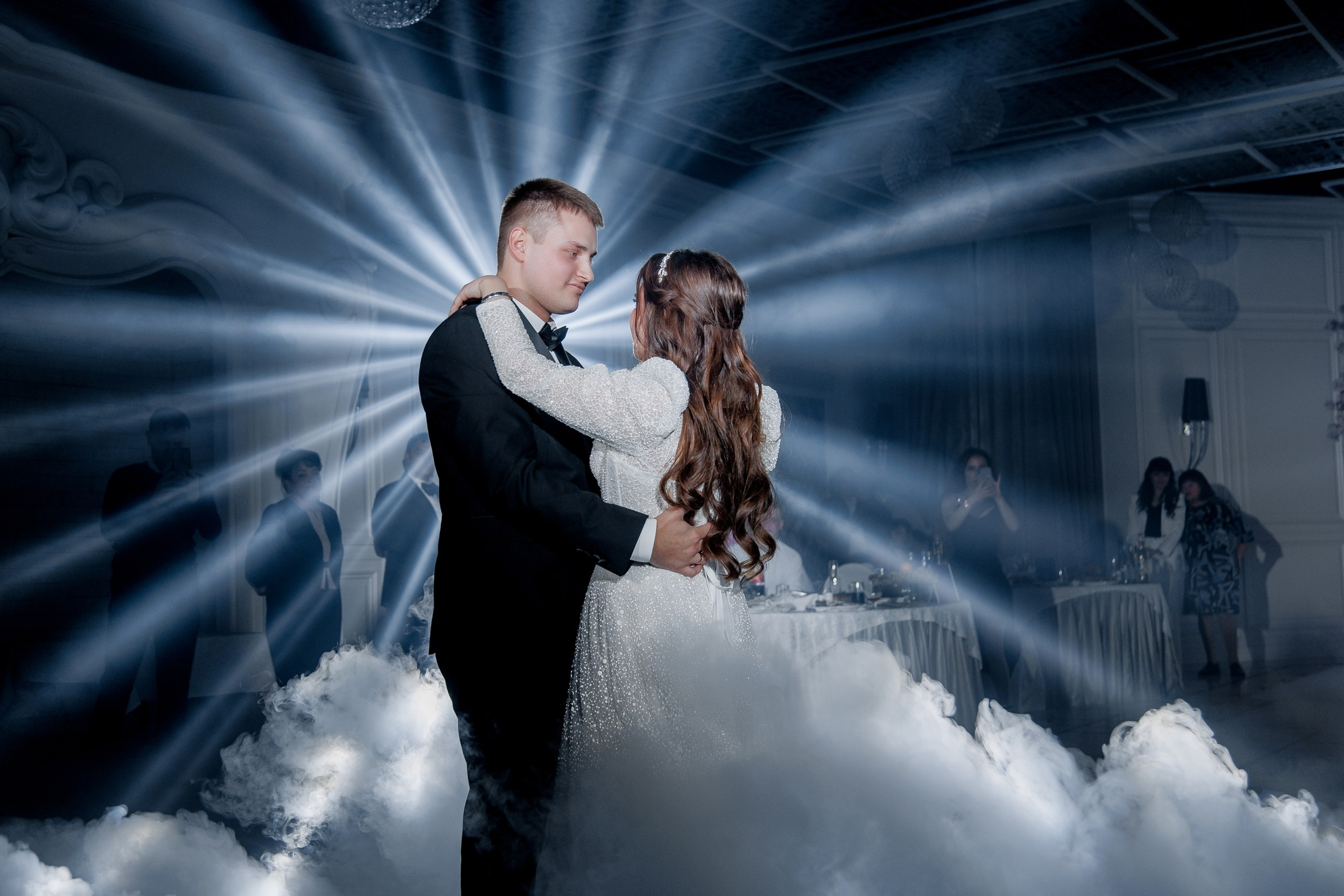 Свадебная фотосессия Ростов. Студия событий ДЕЙЗИ. Организация мероприятий. Свадебное агентство в Ростове-на-Дону. Свадебный организатор. Организация свадьбы под ключ