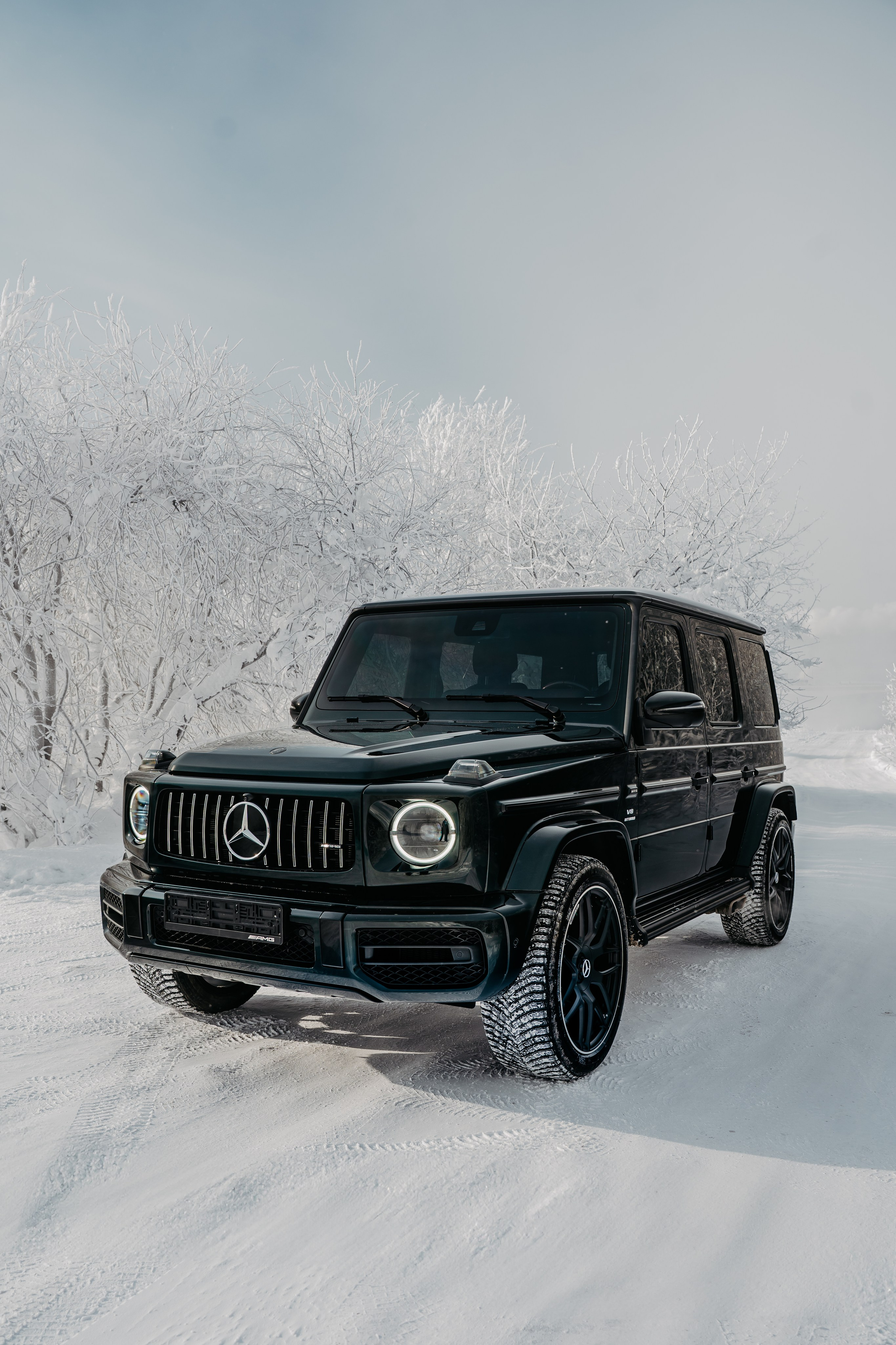 Mercedes-Benz 63 AMG. Фотограф, видеограф и пилот дрона на Байкале