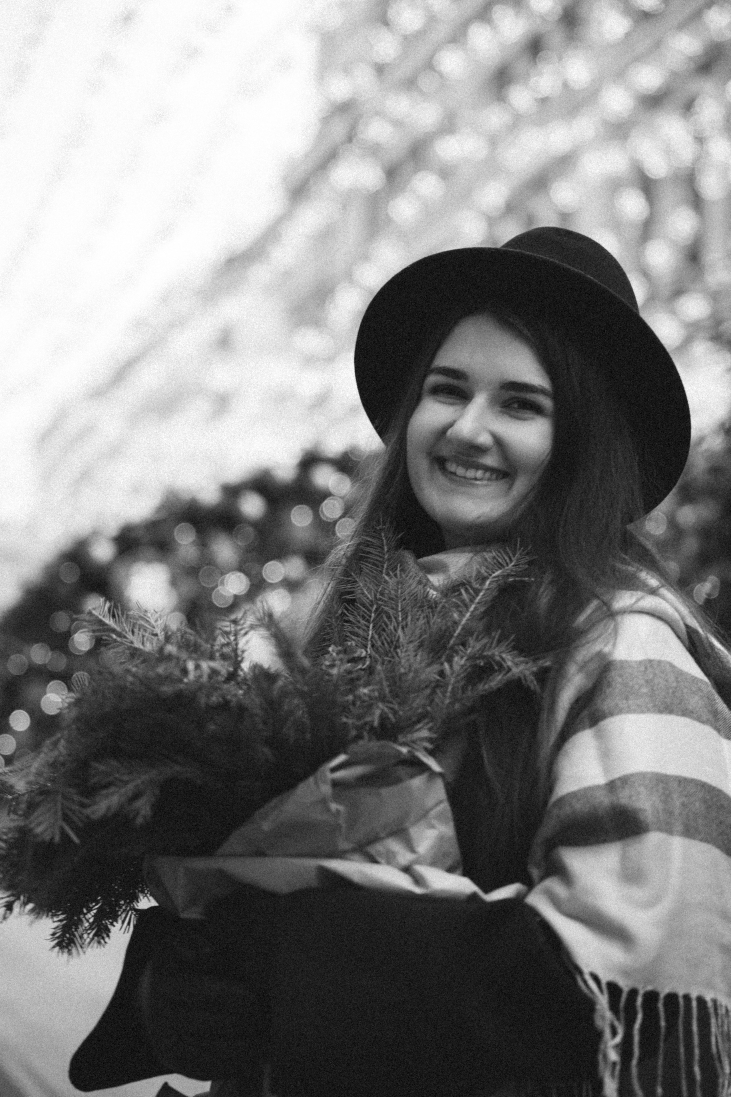 ДАША. Я фотограф из Москвы к Вашим услугам