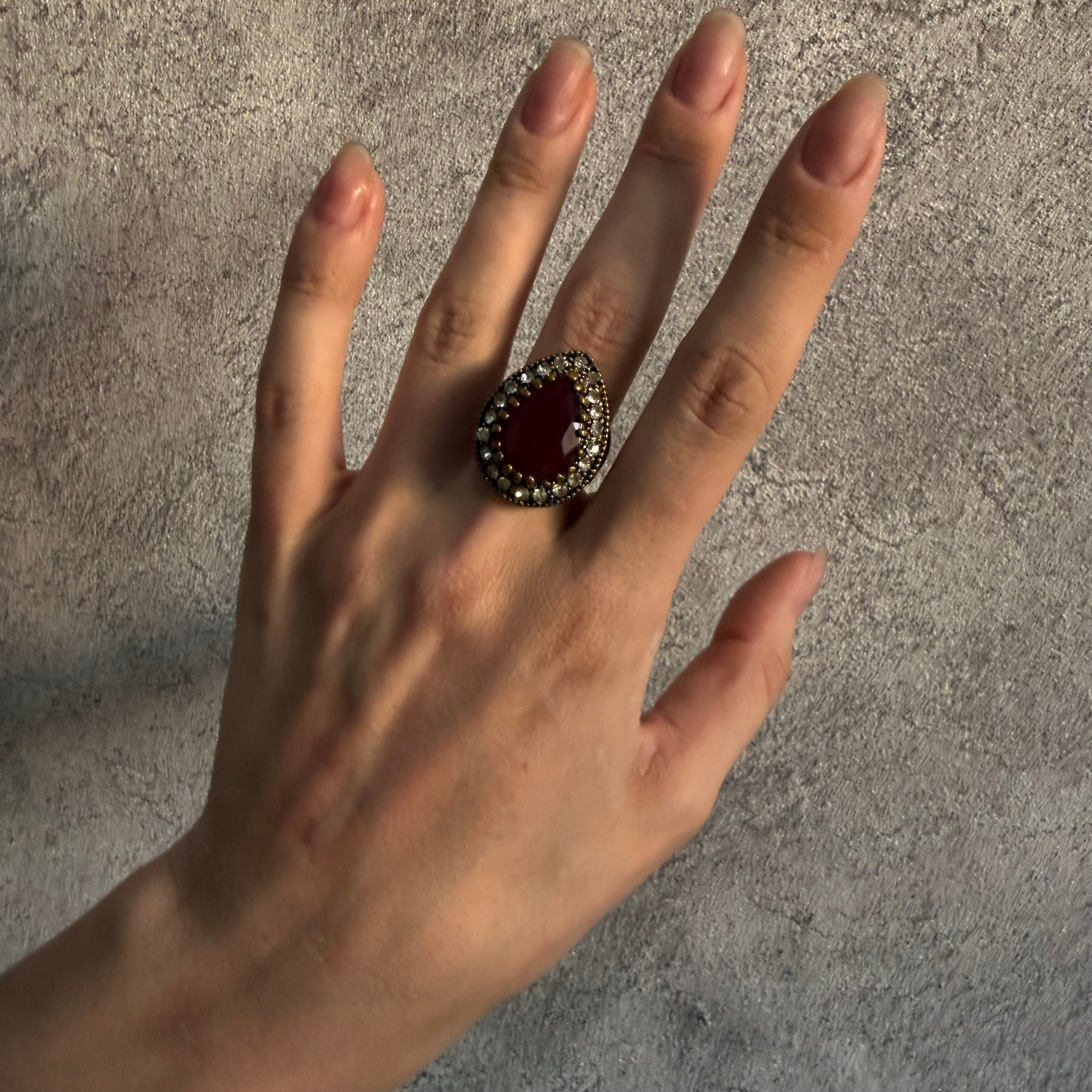 Украшения в аренду. Аренда костюмов, платьев и реквизита для фотосессий на Камчатке