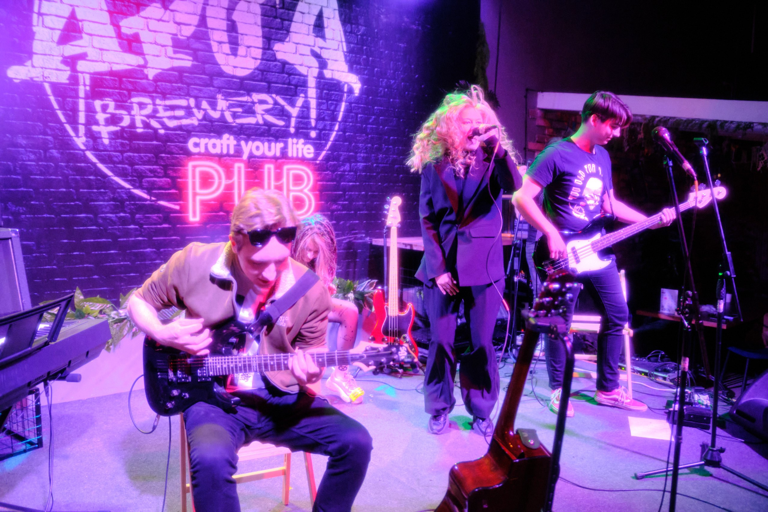 ArtaPub. Антон Ив