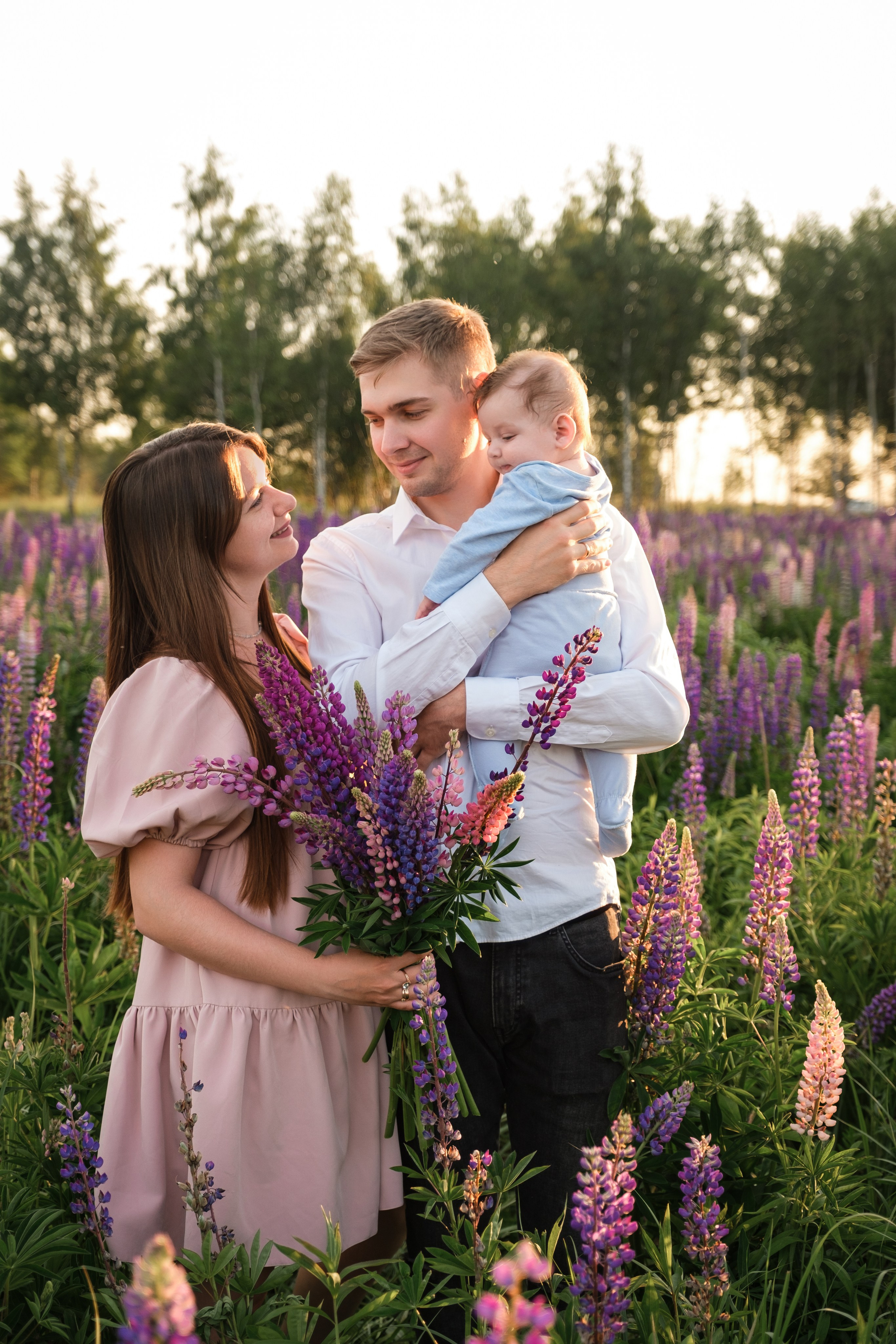 Семейная фотосессия на природе. Фотограф беременности Демочкина Елена