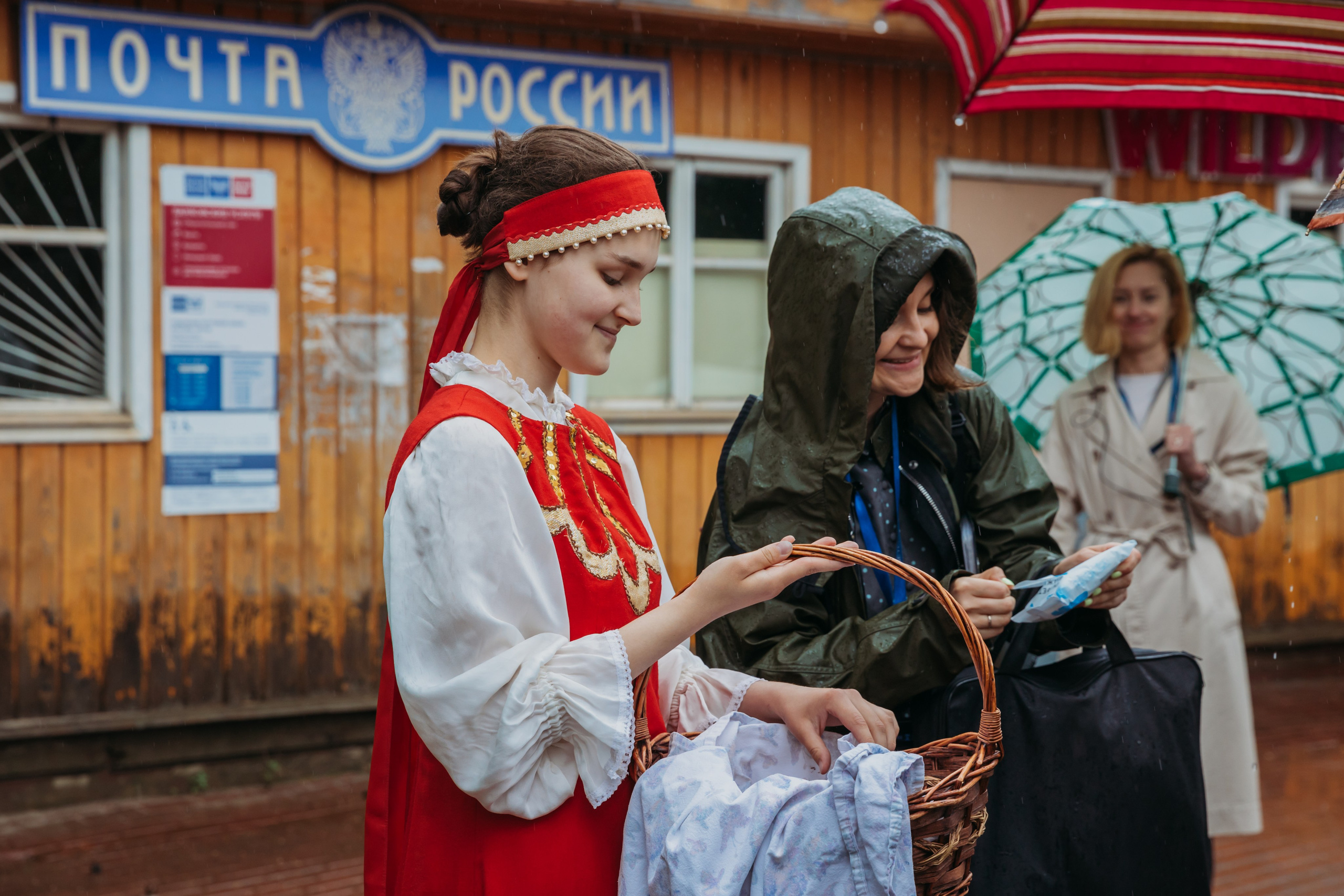 Родные люди «На дачу к Дмитрию Абрикосову». Леся Гаранина. Семейный фотограф/видеограф Москва и область