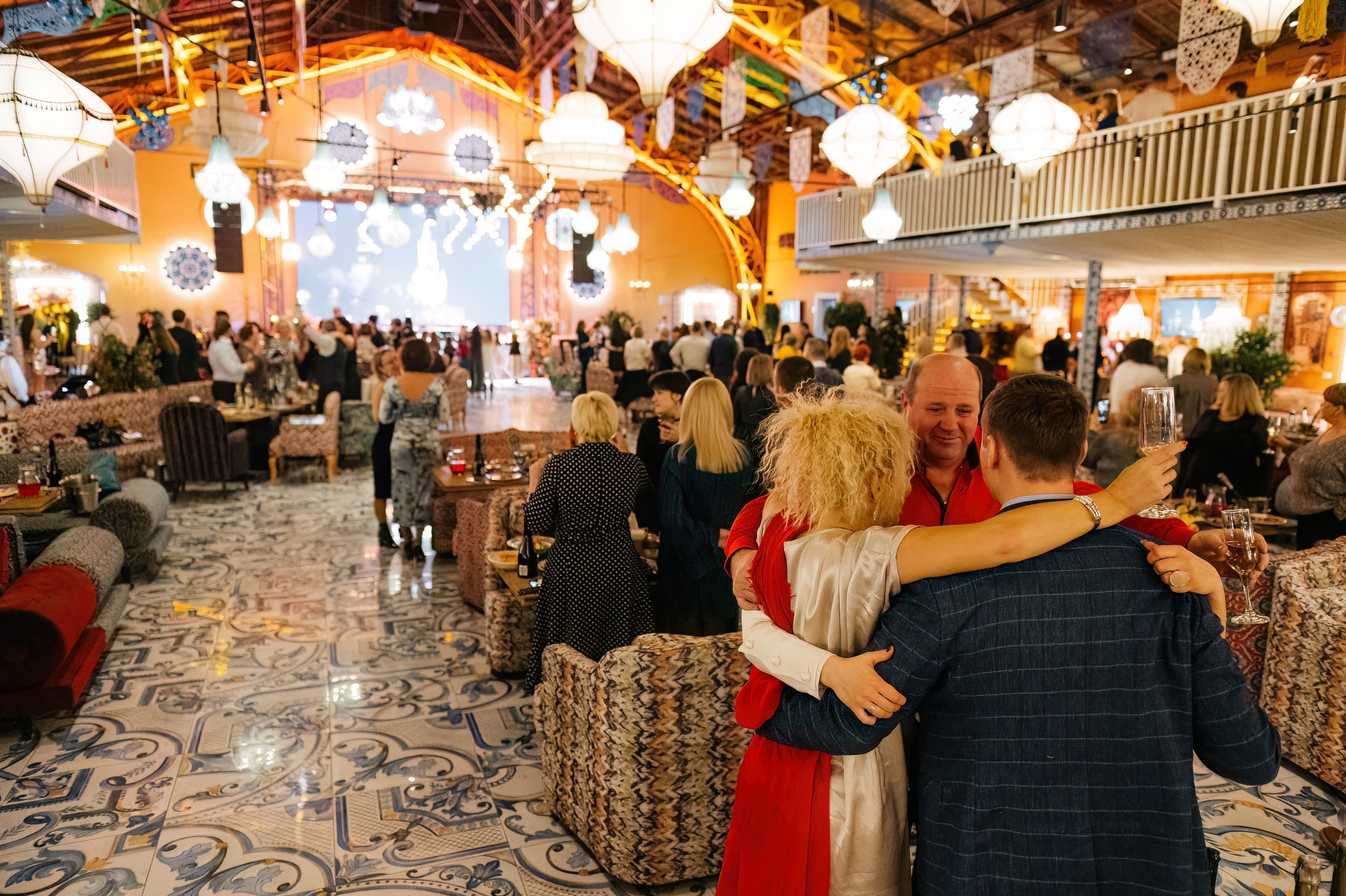 Новогодняя ночь 2024 в ресторане Чайхона ВО. Коммерческий фотограф в Санкт-Петербурге Анна Кобзарь